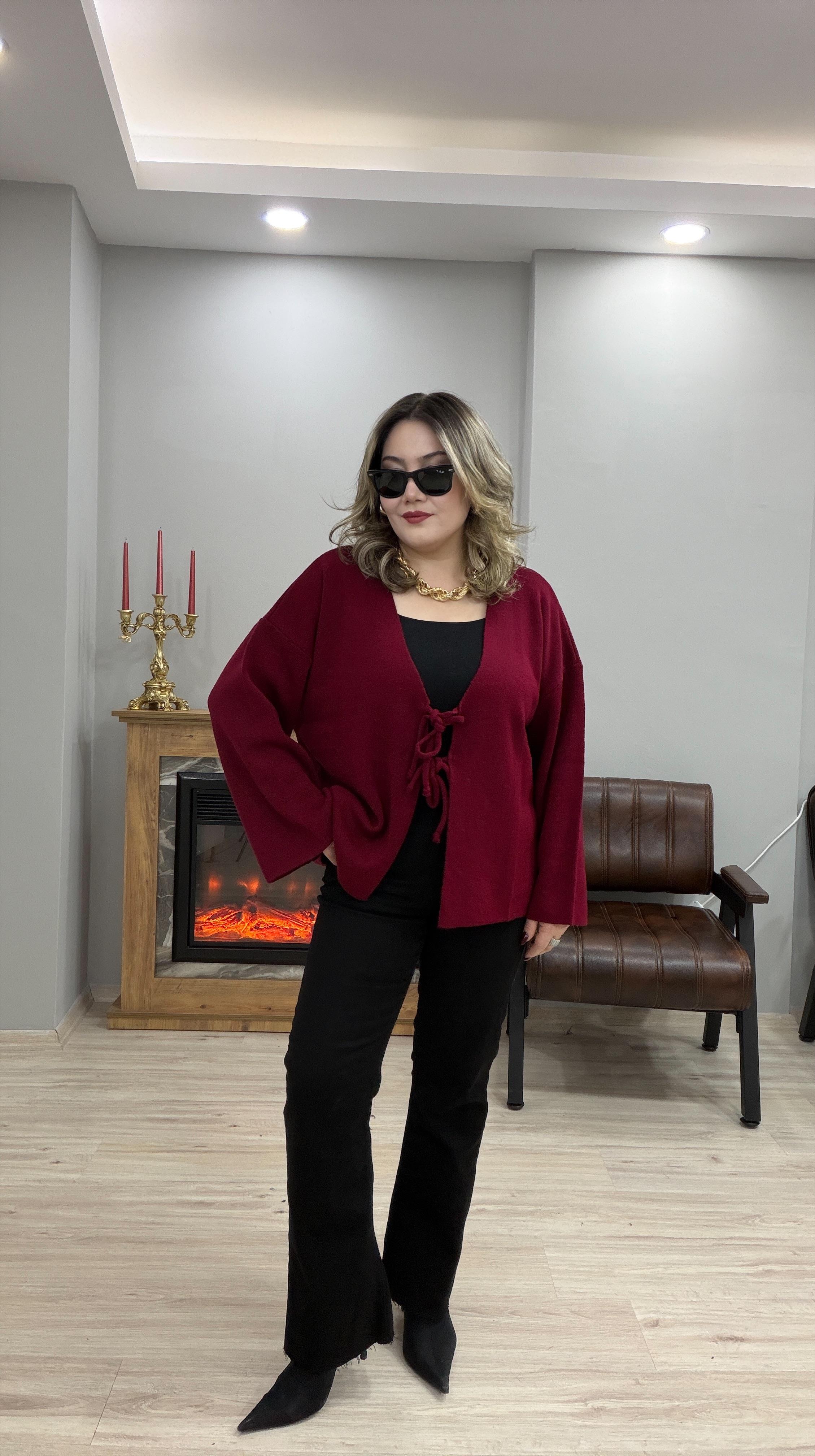 ÖNDEN BAĞCIKLI BOLERO HIRKA KIRMIZI