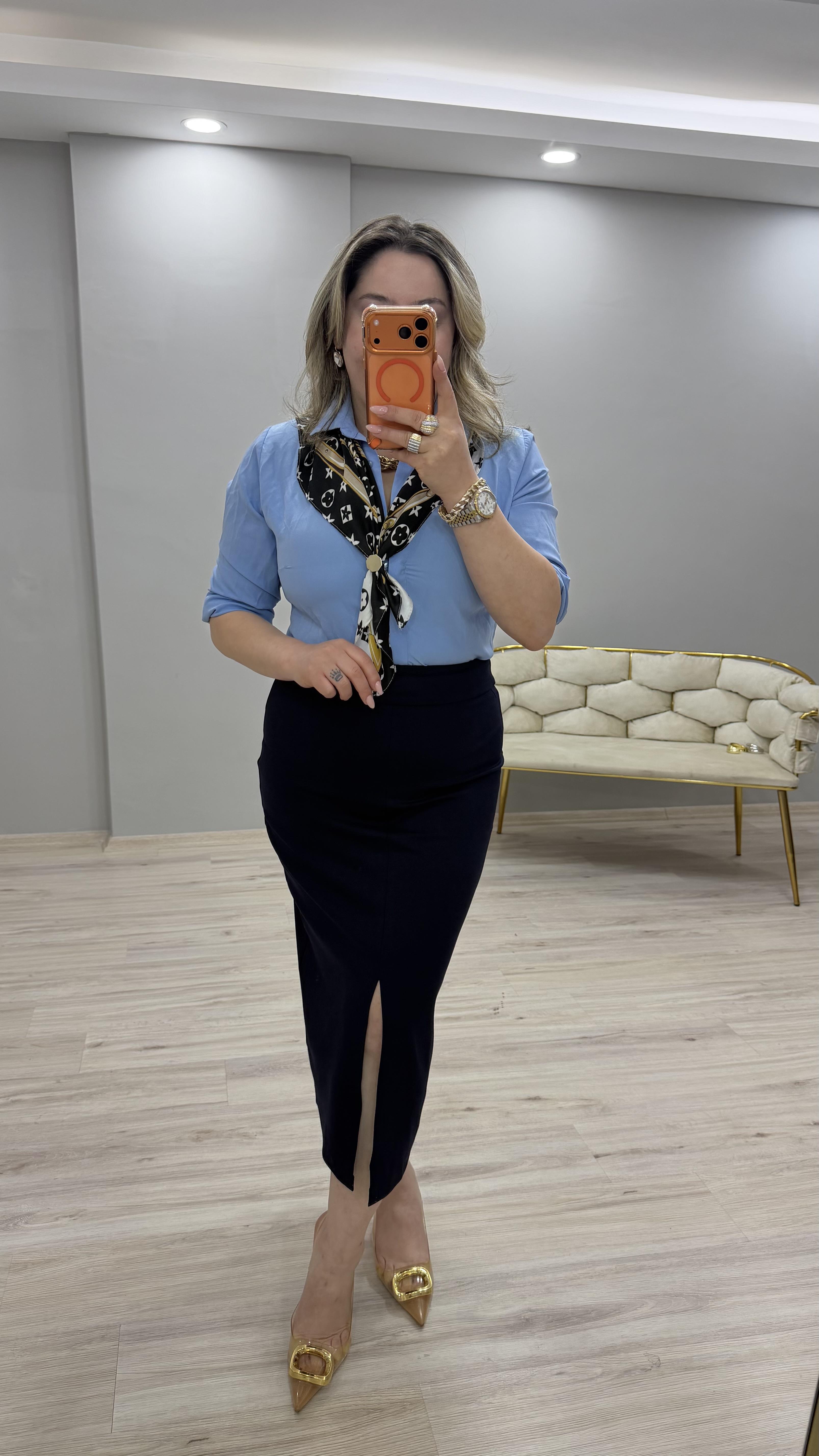 ÖNDEN YIRTMAÇLI LİKRALI KALEM ETEK LACİVERT
