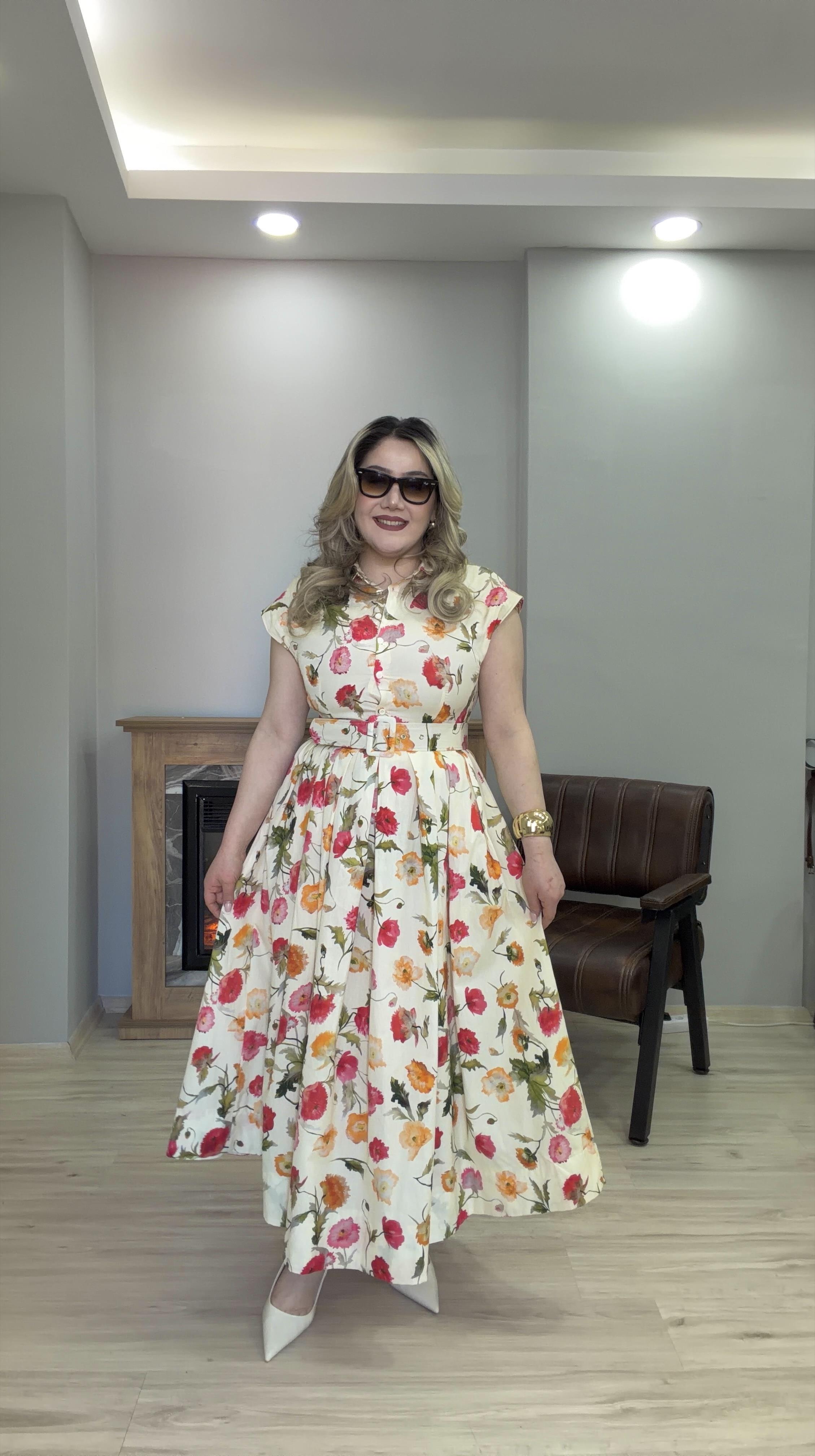 PİLELİ ÇİÇEKLİ KEMERLİ ELBİSE