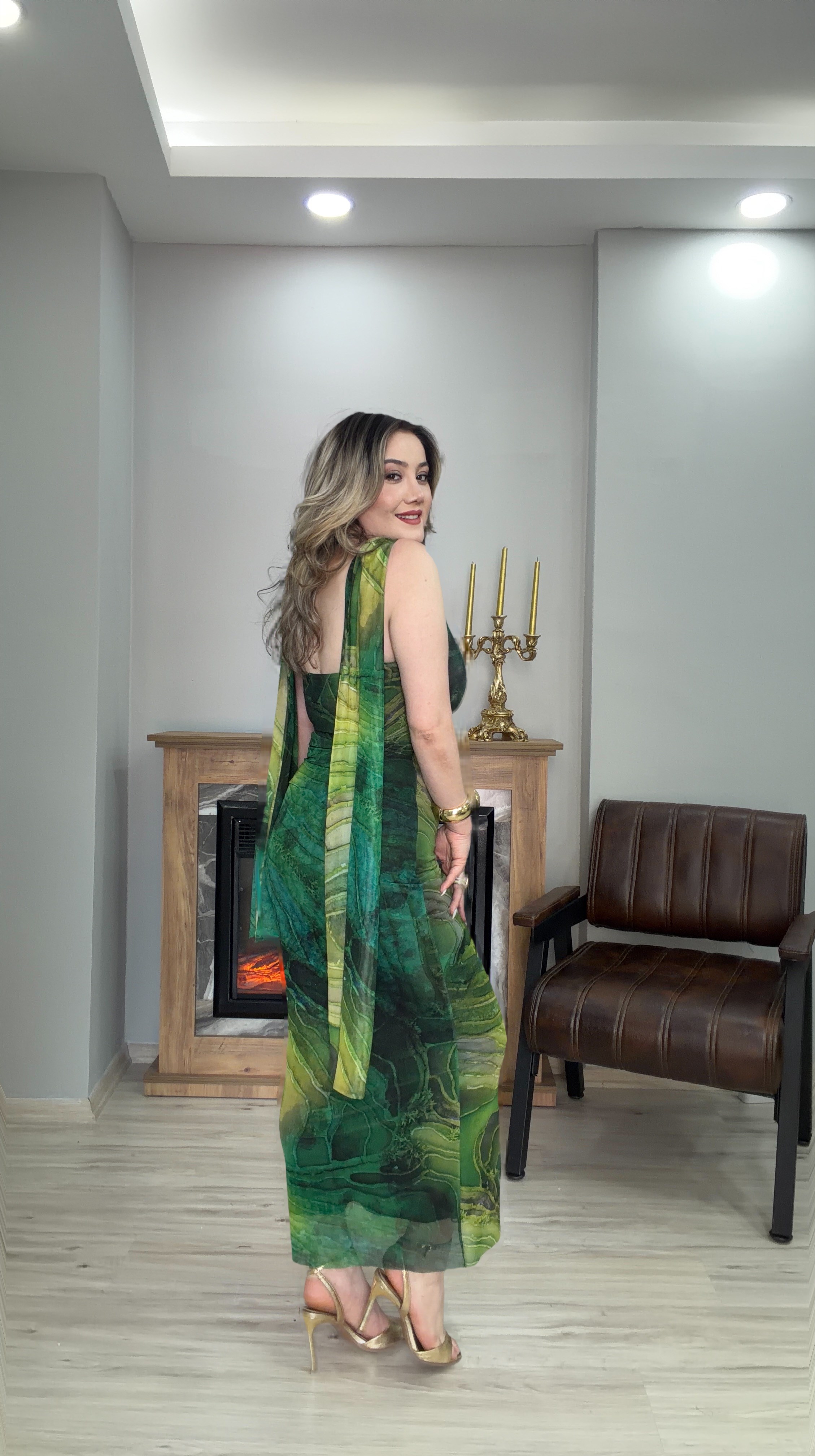 ŞAL DETAYLI ASKILI ELBİSE YEŞİL