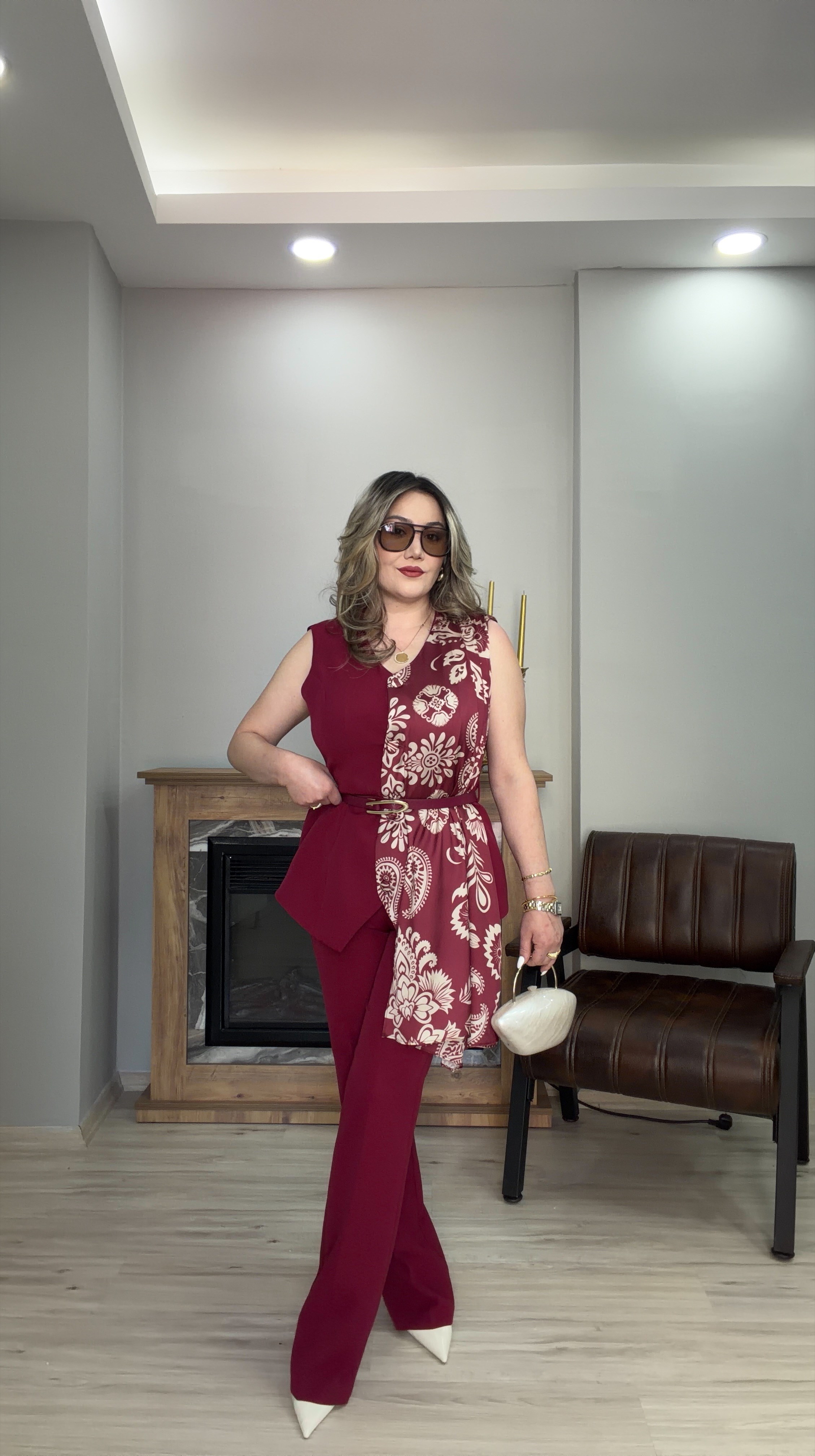 ŞAL DETAYLI KEMERLİ YELEK TAKIM KIRMIZI 