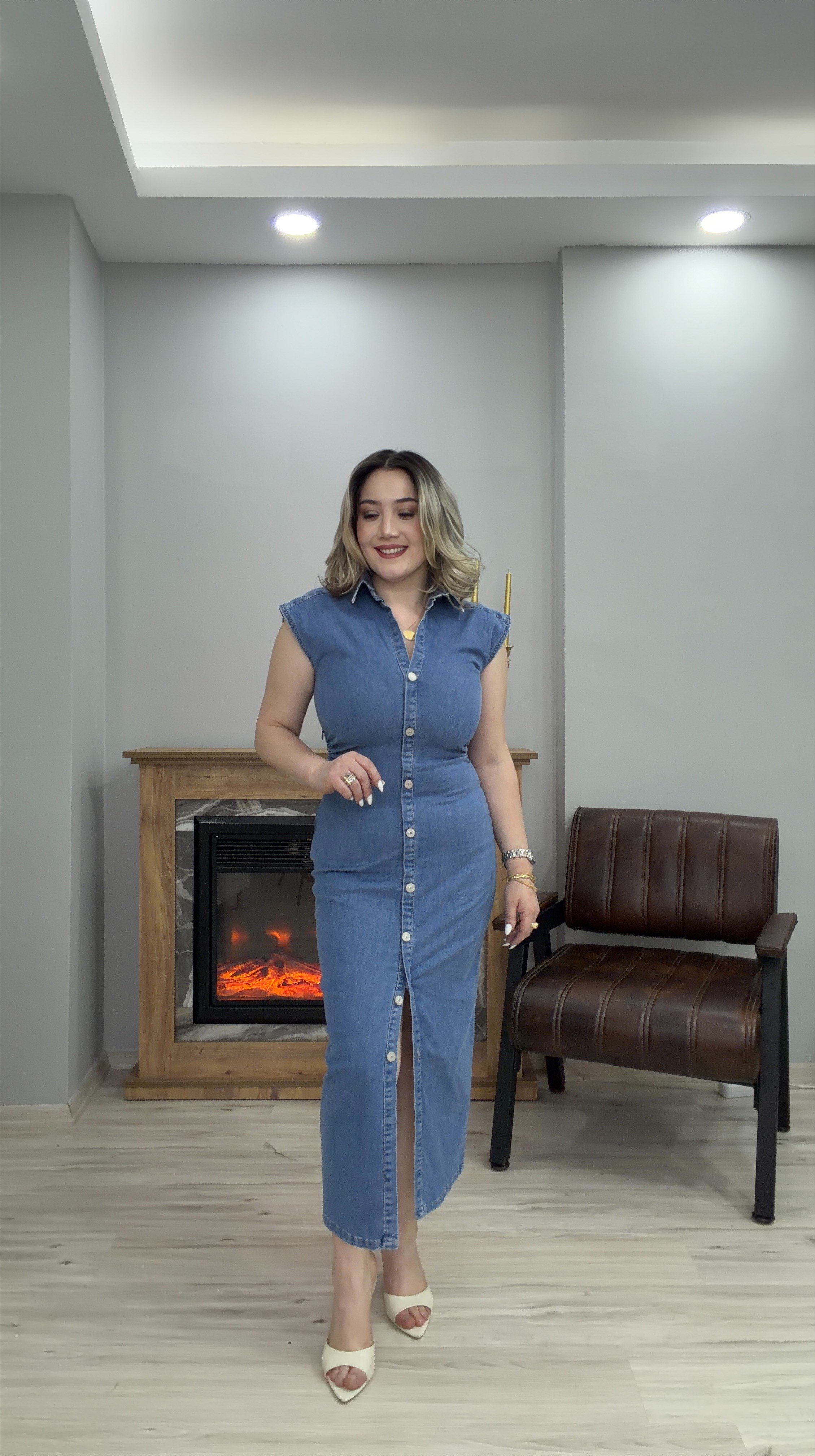 SIFIR KOL DÜĞMELİ JEAN ELBİSE MAVİ 