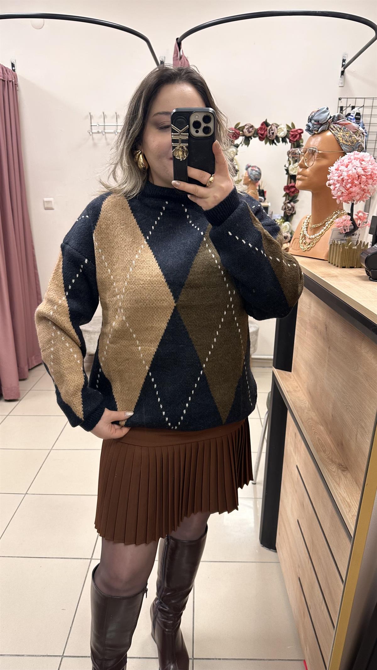 BAKLAVA DESEN BİSİKLET YAKA KAZAK