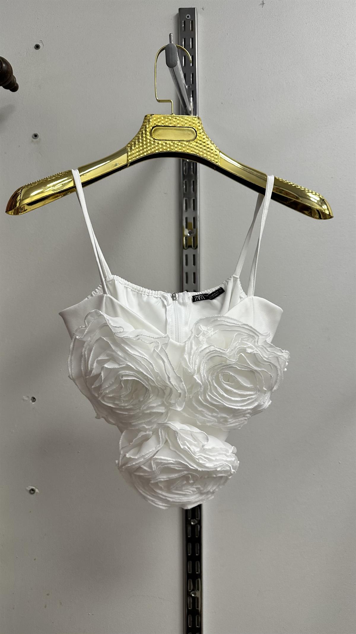 BEYAZ ROSE CROP BLUZ