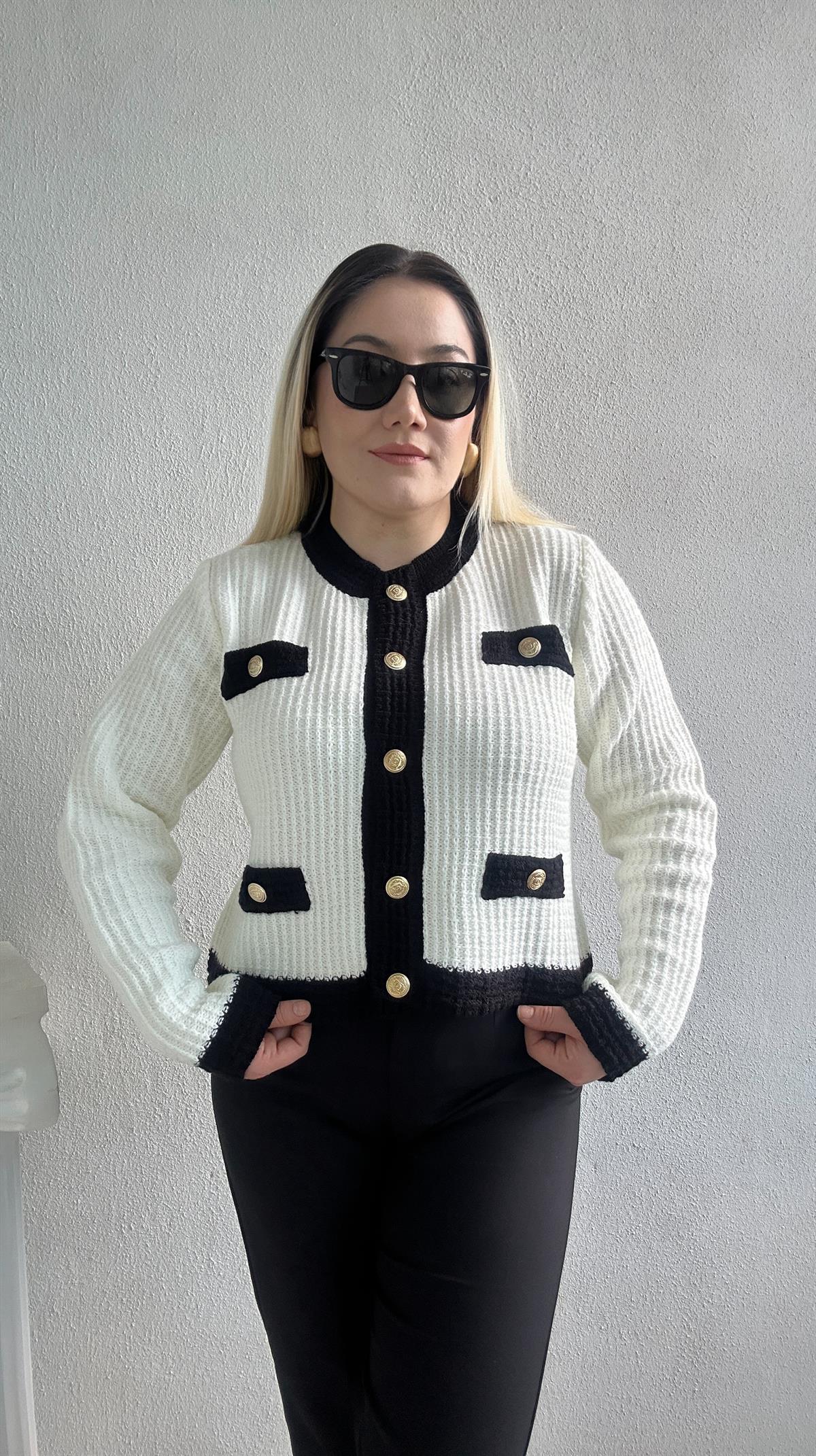 beyaz siyah biyeli chanel hırka