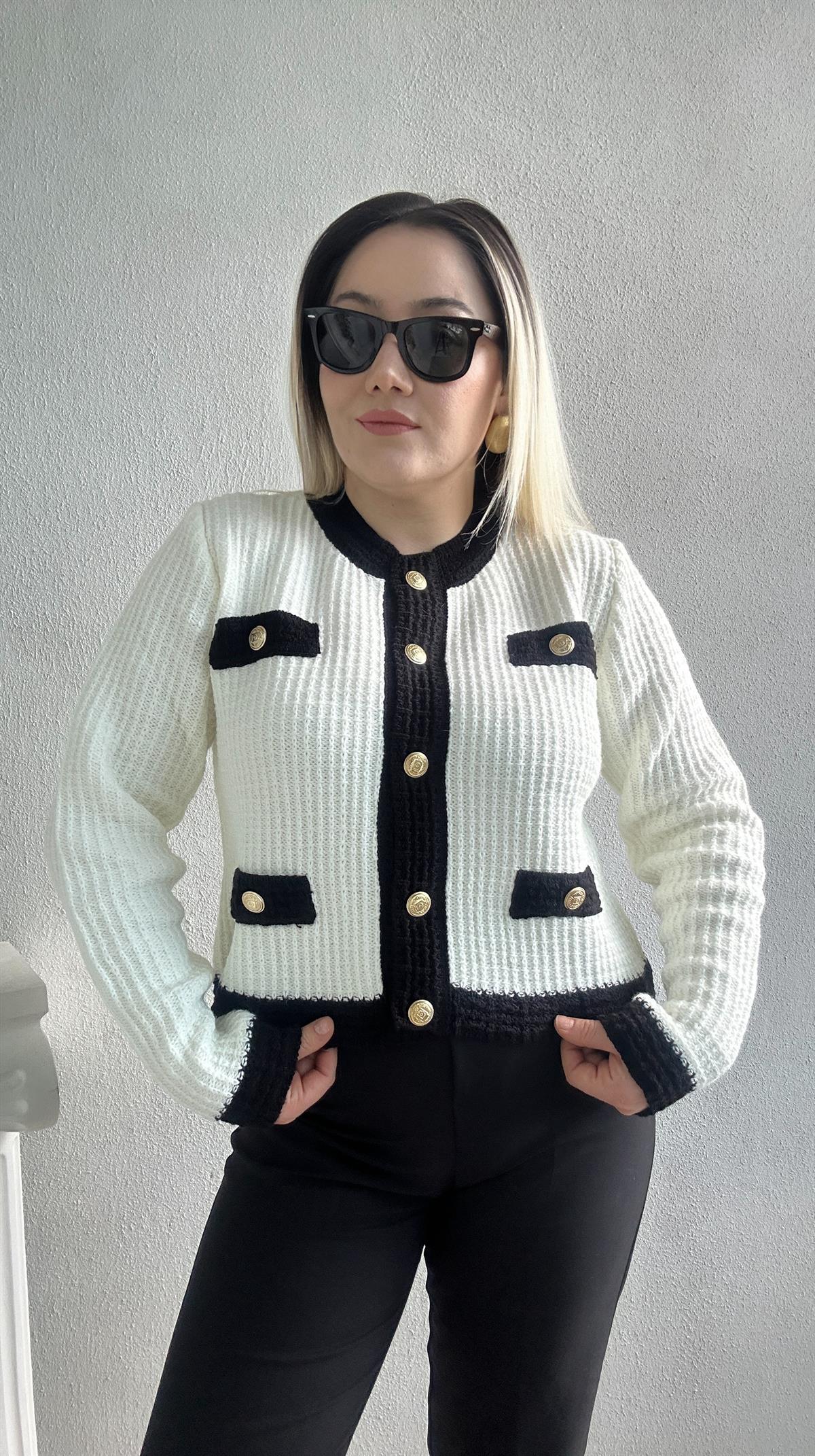 beyaz siyah biyeli chanel hırka