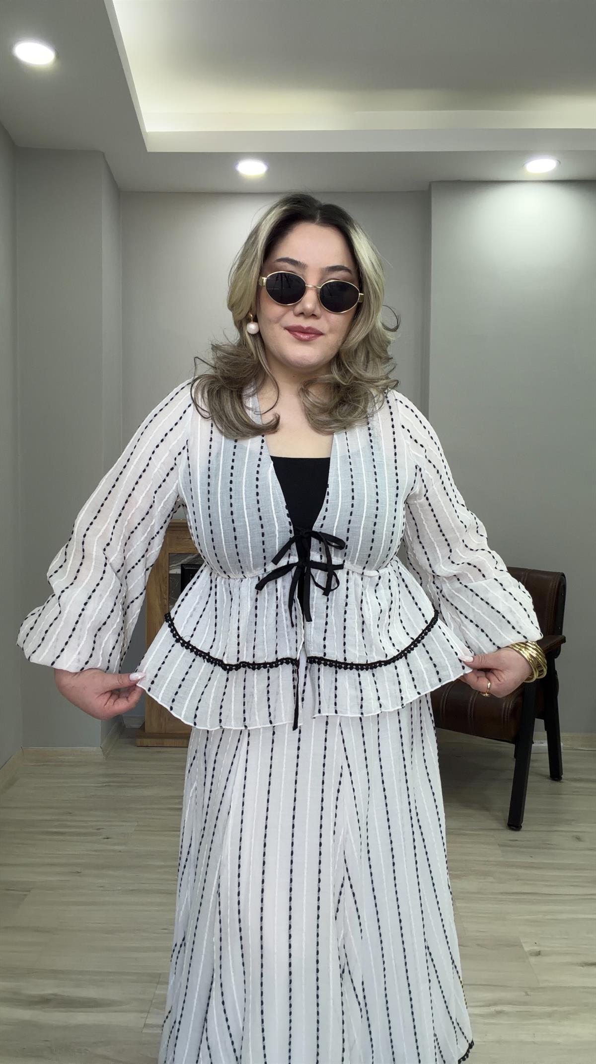 BOLEROLU PUANTİYELİ TAKIM 