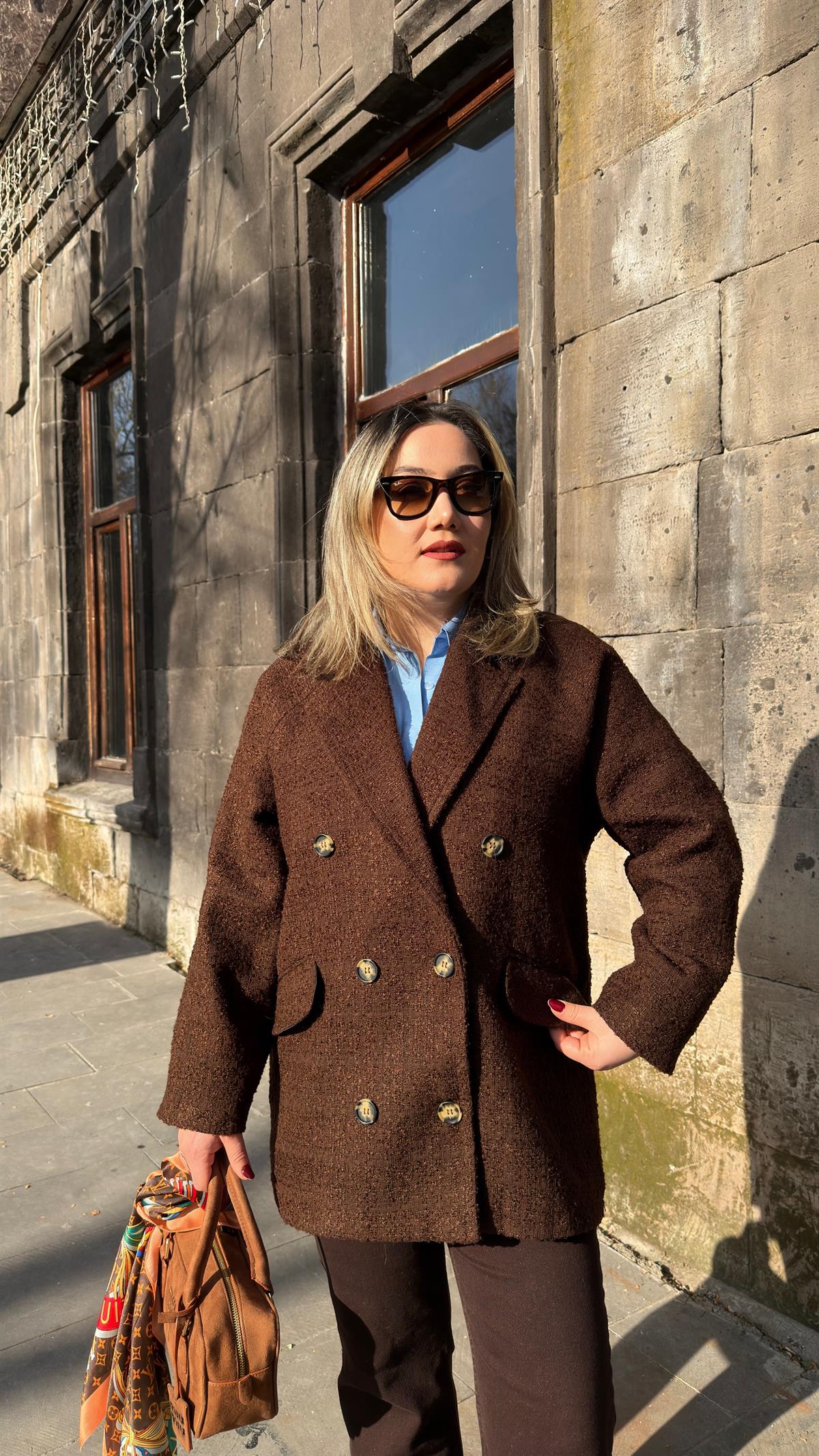 CHANEL KUMAŞ KRUVAZE ÇİFT DÜĞMELİ KABAN KAHVE