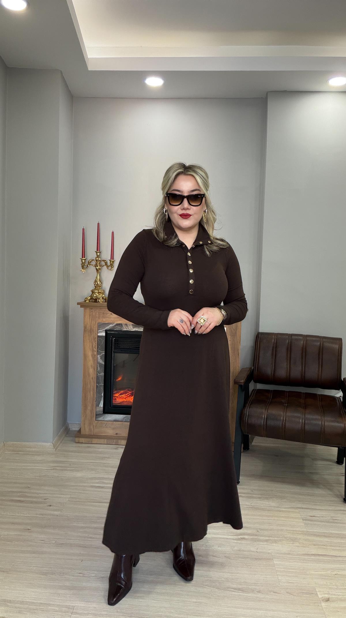 ÇITÇIT DETAYLI DİK YAKA TRİKO KAHVE