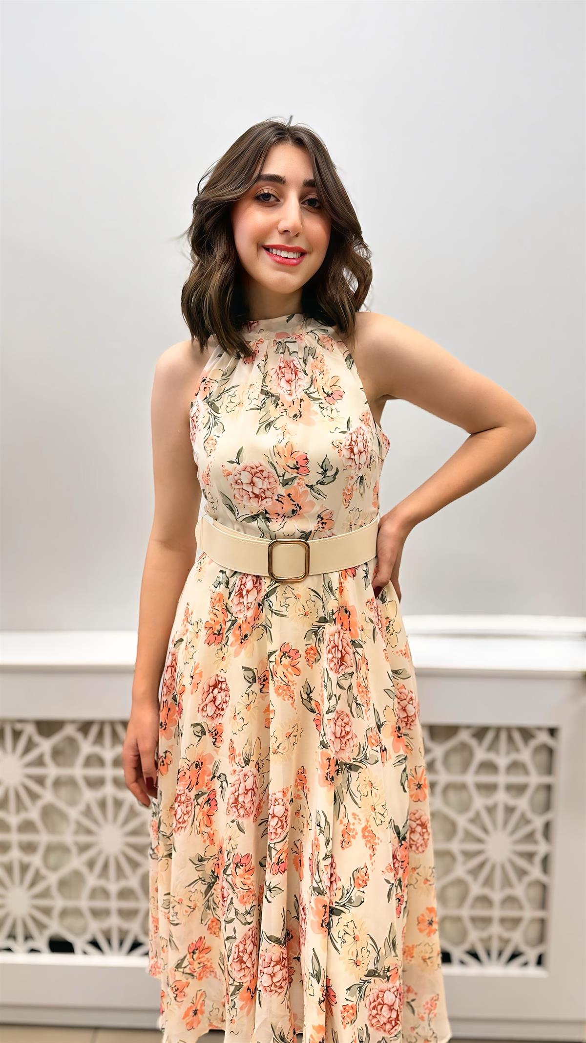 DİANA ASTARLI KEMERLİ ÇİÇEKLİ ELBİSE KREM