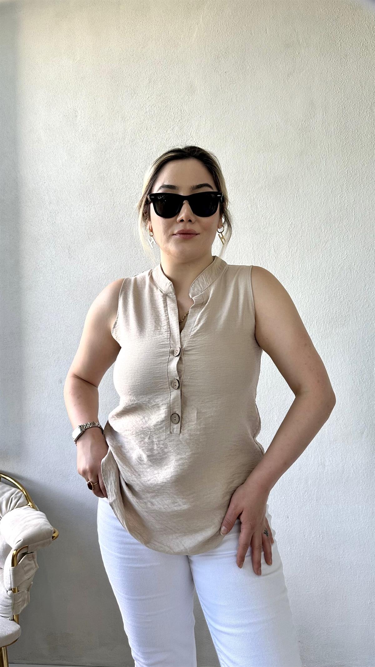 Dik Yaka Sıfır Kol Gömlek-Bluz Bej