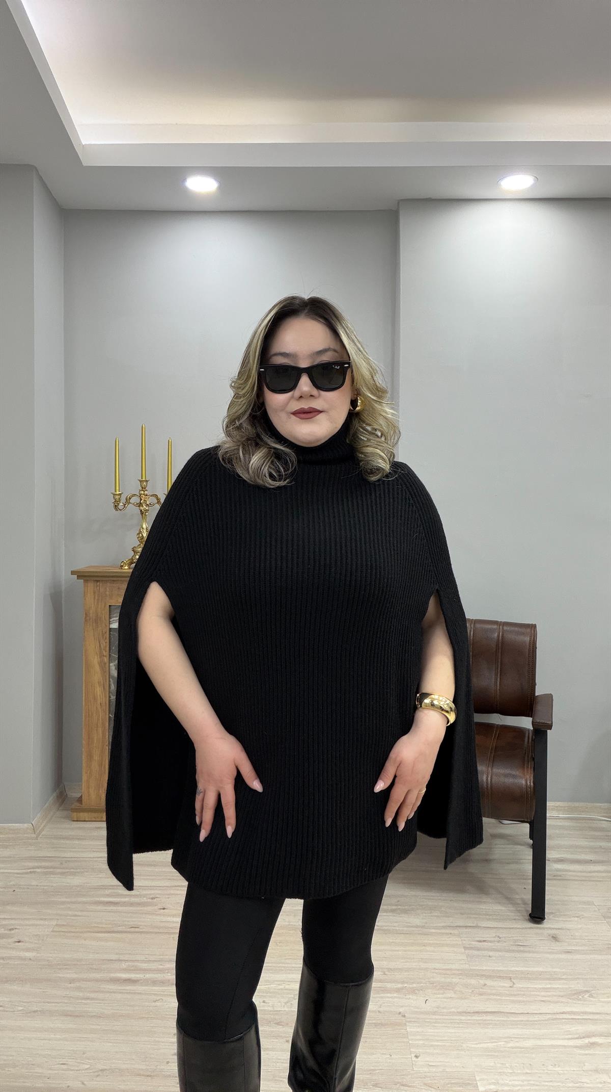 DİK YAKA TRİKO PANÇO KAZAK SİYAH