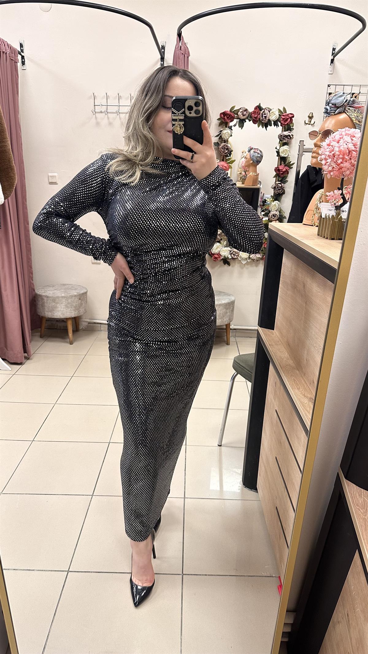 DRAPE DETAYLI PAYETLİ ELBİSE METALİK