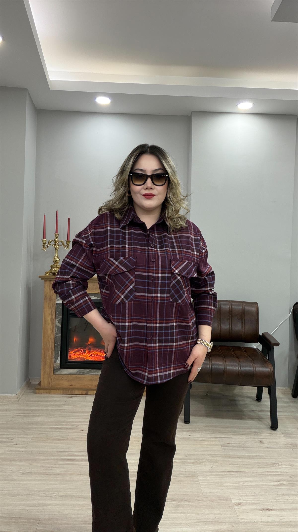 EKOSE DESEN CEPLİ KAŞE GÖMLEK  MÜRDÜM