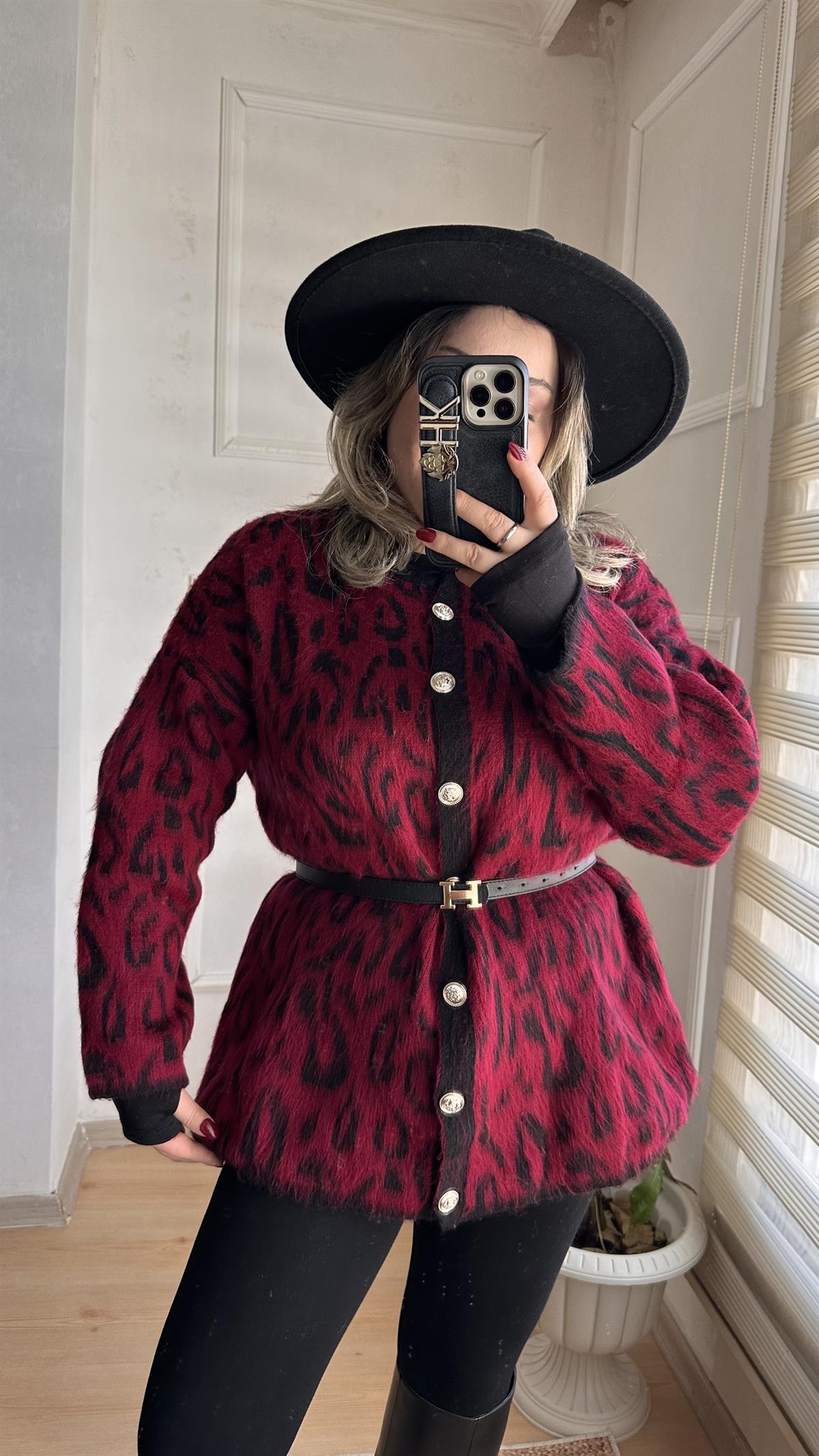 GOLD DÜĞMELİ LEOPAR DESEN HIRKA BORDO