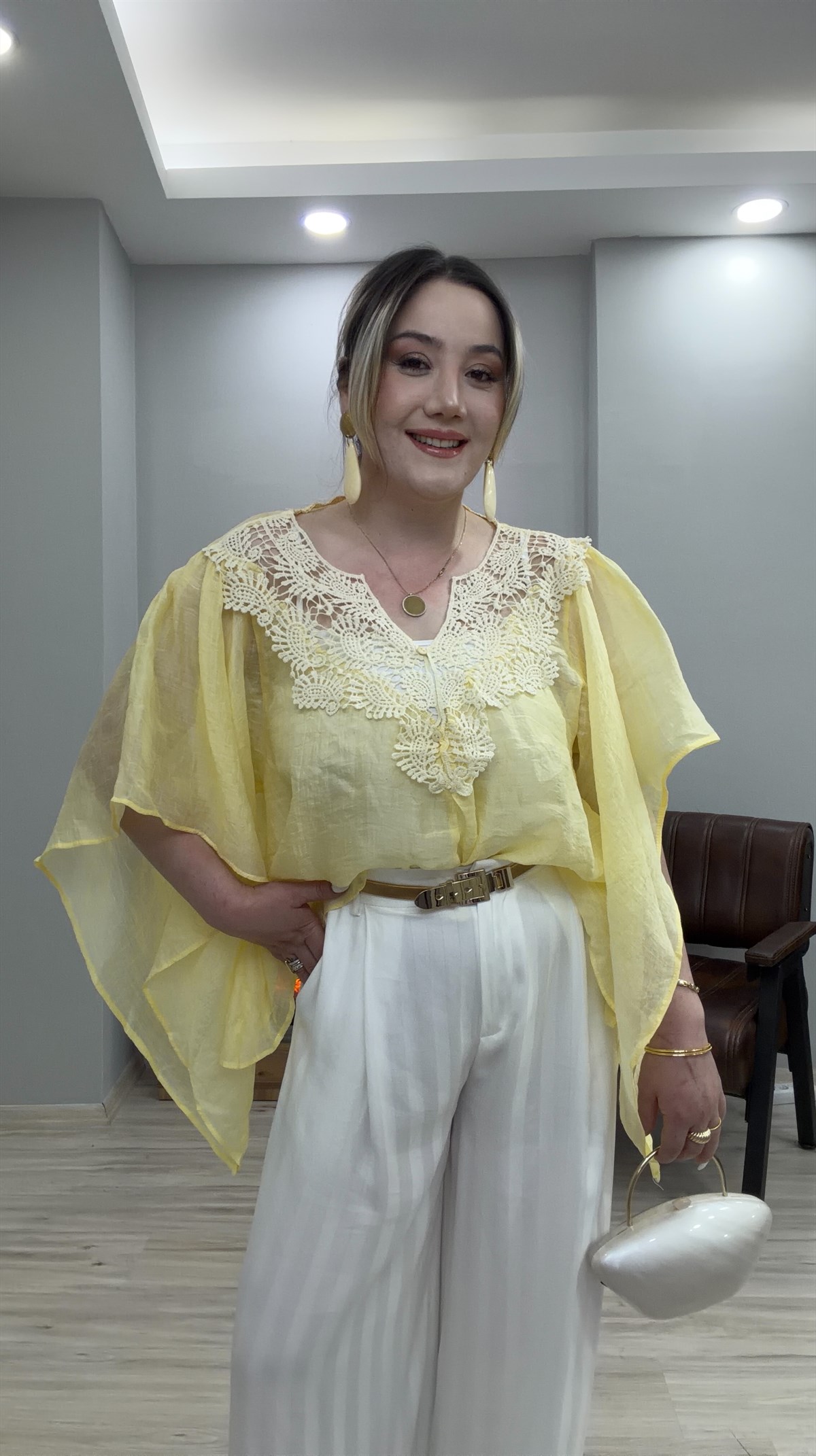 GÜPÜRLÜ TENSEL BLUZ SARI