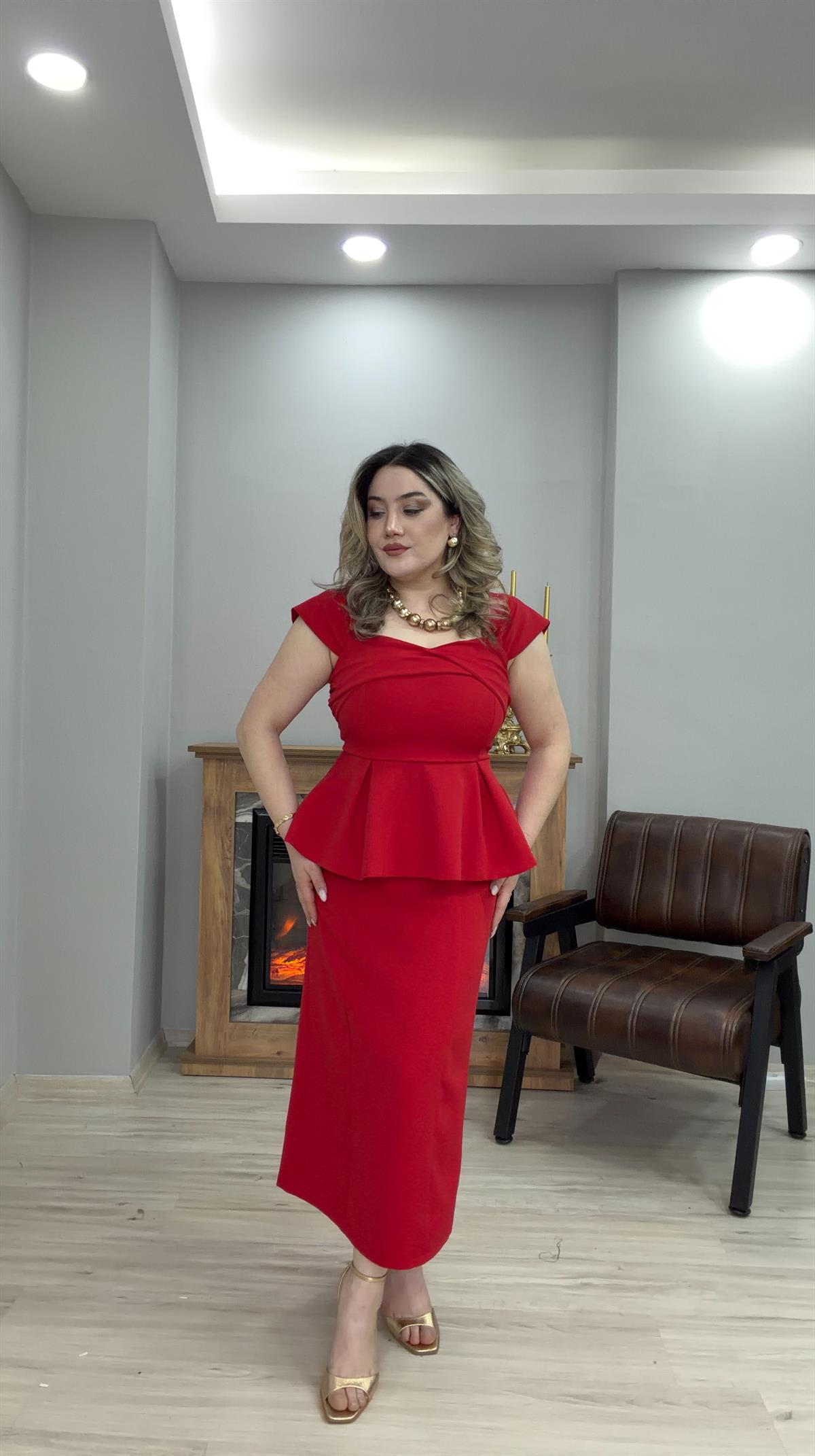 KALP YAKA BLUZ ETEK TAKIM KIRMIZI