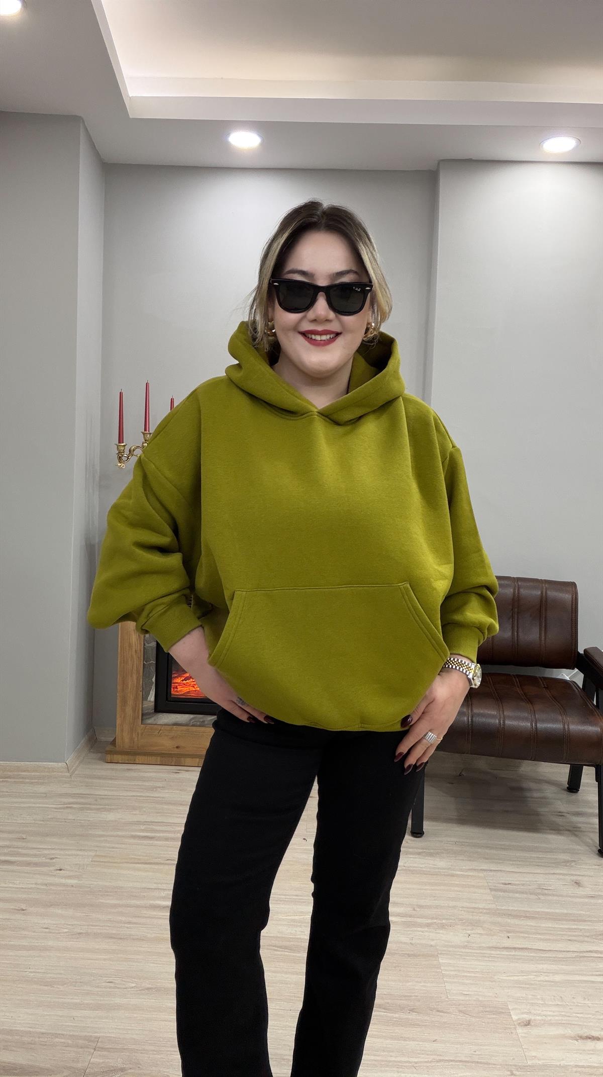 KAPÜŞONLI İÇİ ŞARDONLU SWEATSHİRT YAĞ YEŞİL