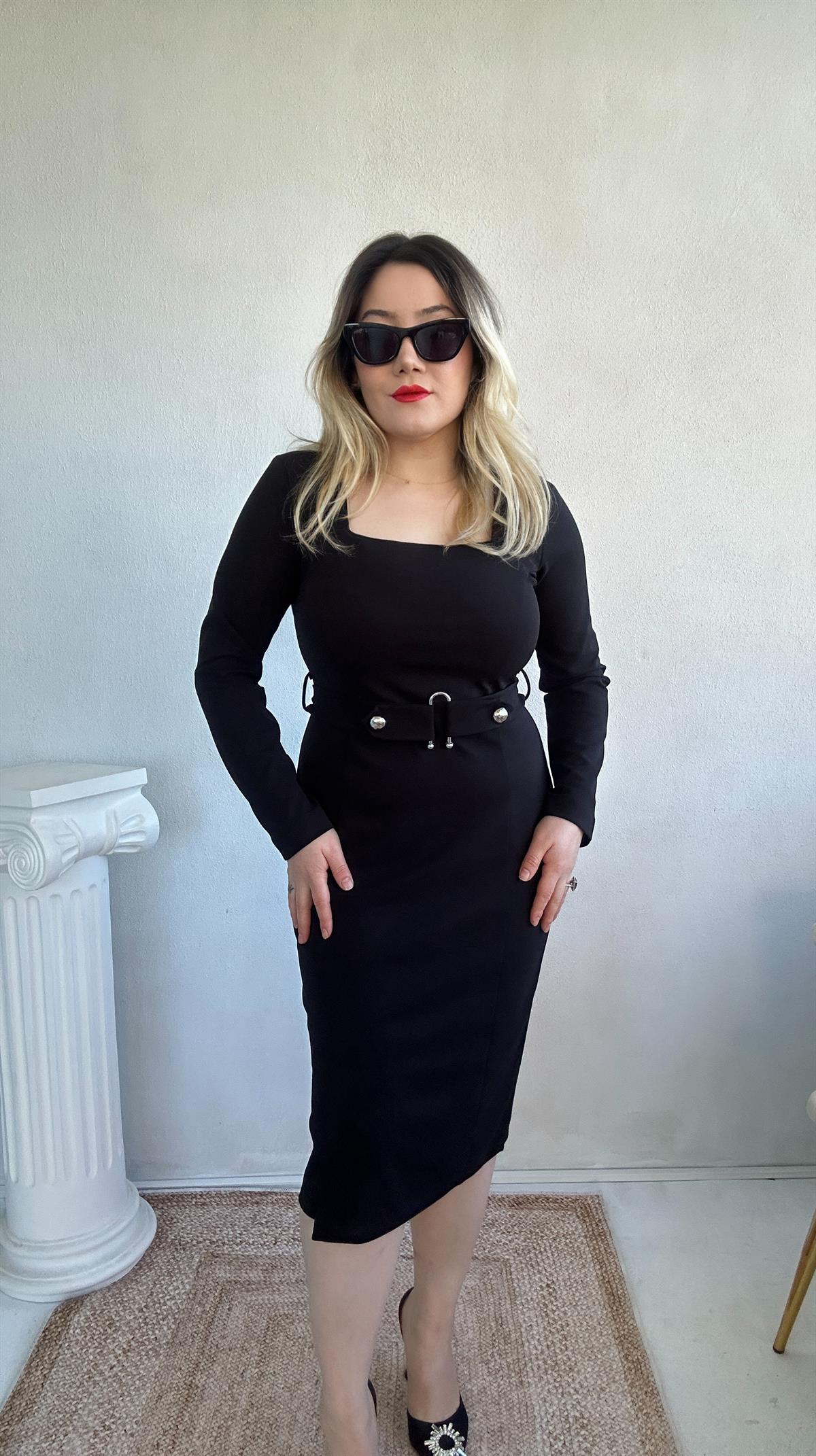 Kare yaka uzun kol beli aksesuar kemerli kalem elbise