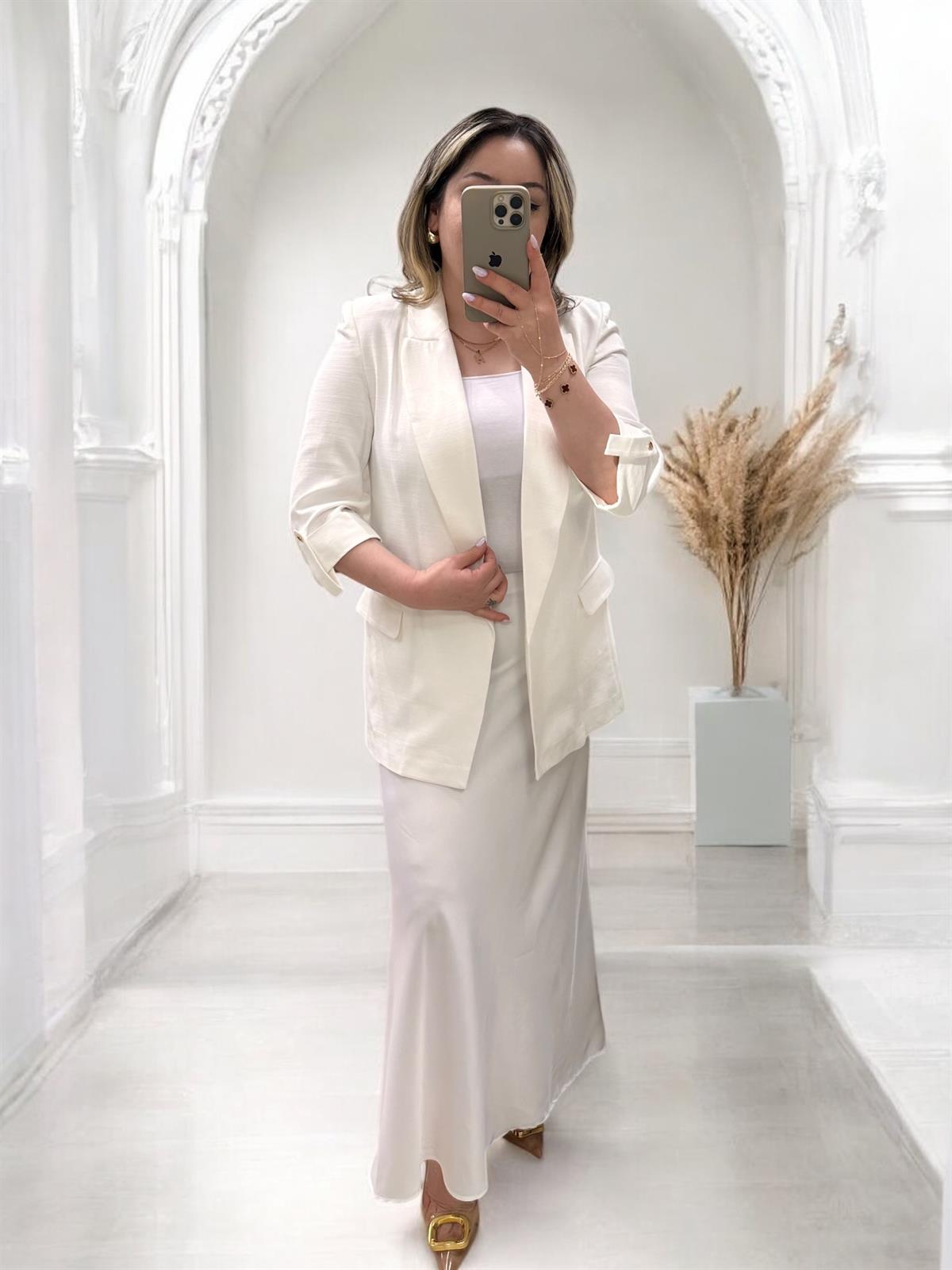 KATLAMALI KOL DETAYLI BLAZER EKRU