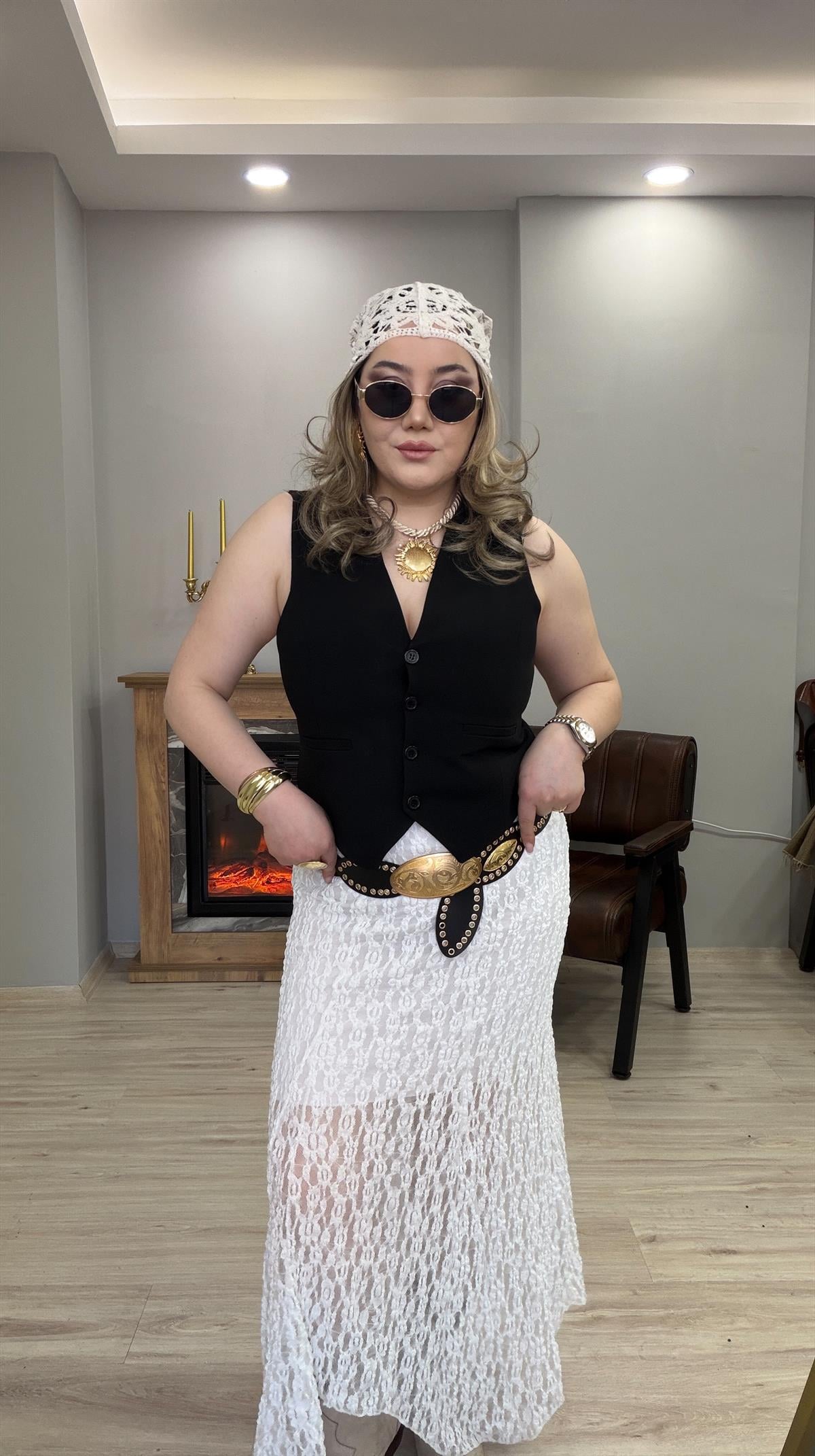 KEMER DETAYLI CEPKEN YELEK SİYAH