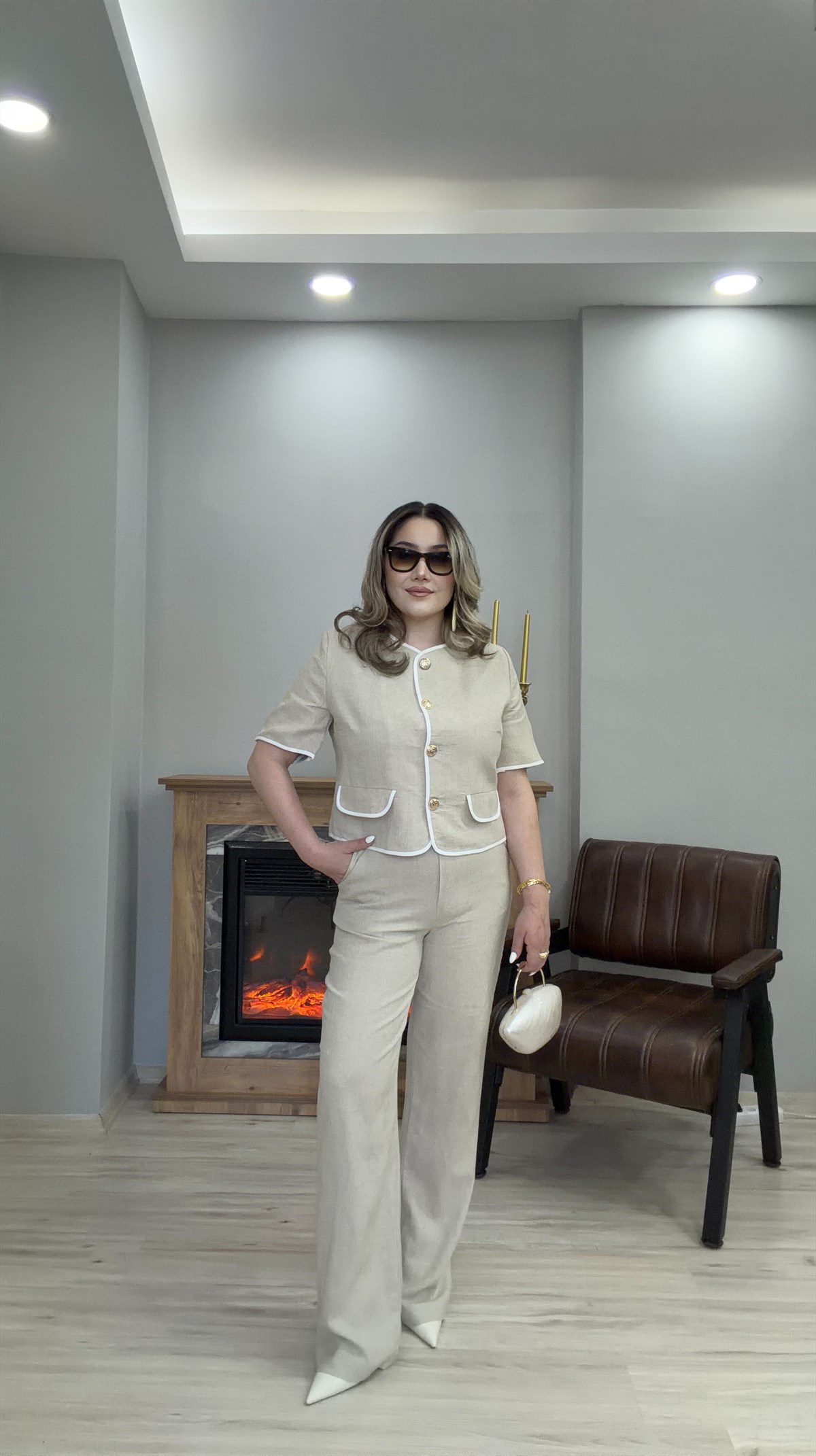 KISA KOL CEKETLİ KETEN TAKIM TAŞ
