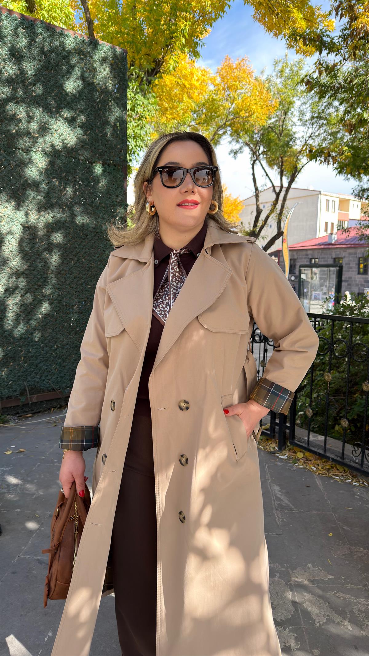 KLASİK MODEL TRENÇKOT CAMEL