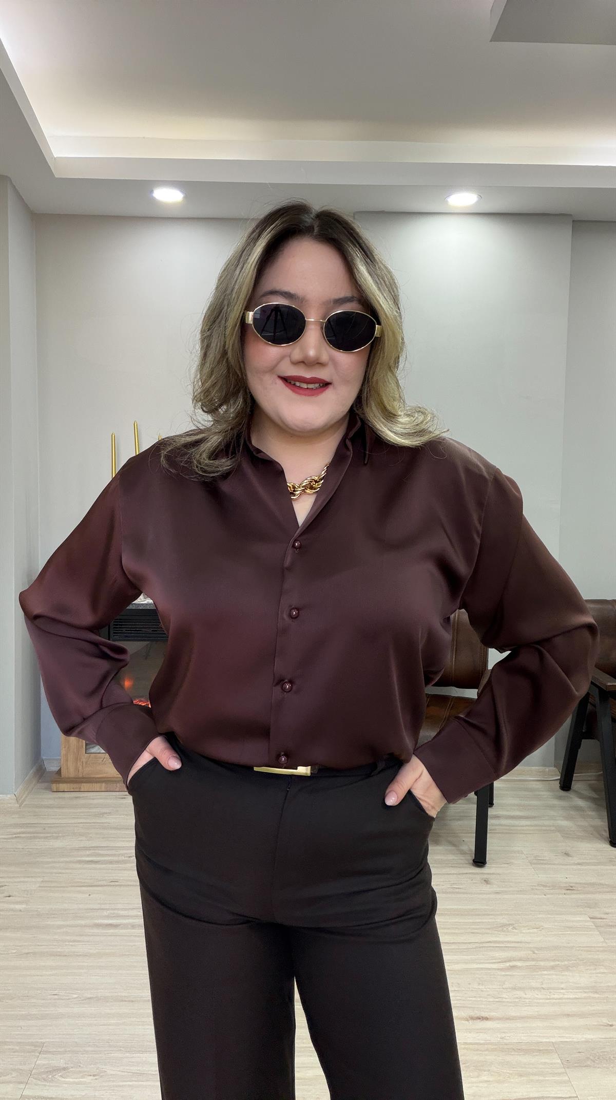 KLASİK SATEN GÖMLEK KAHVE