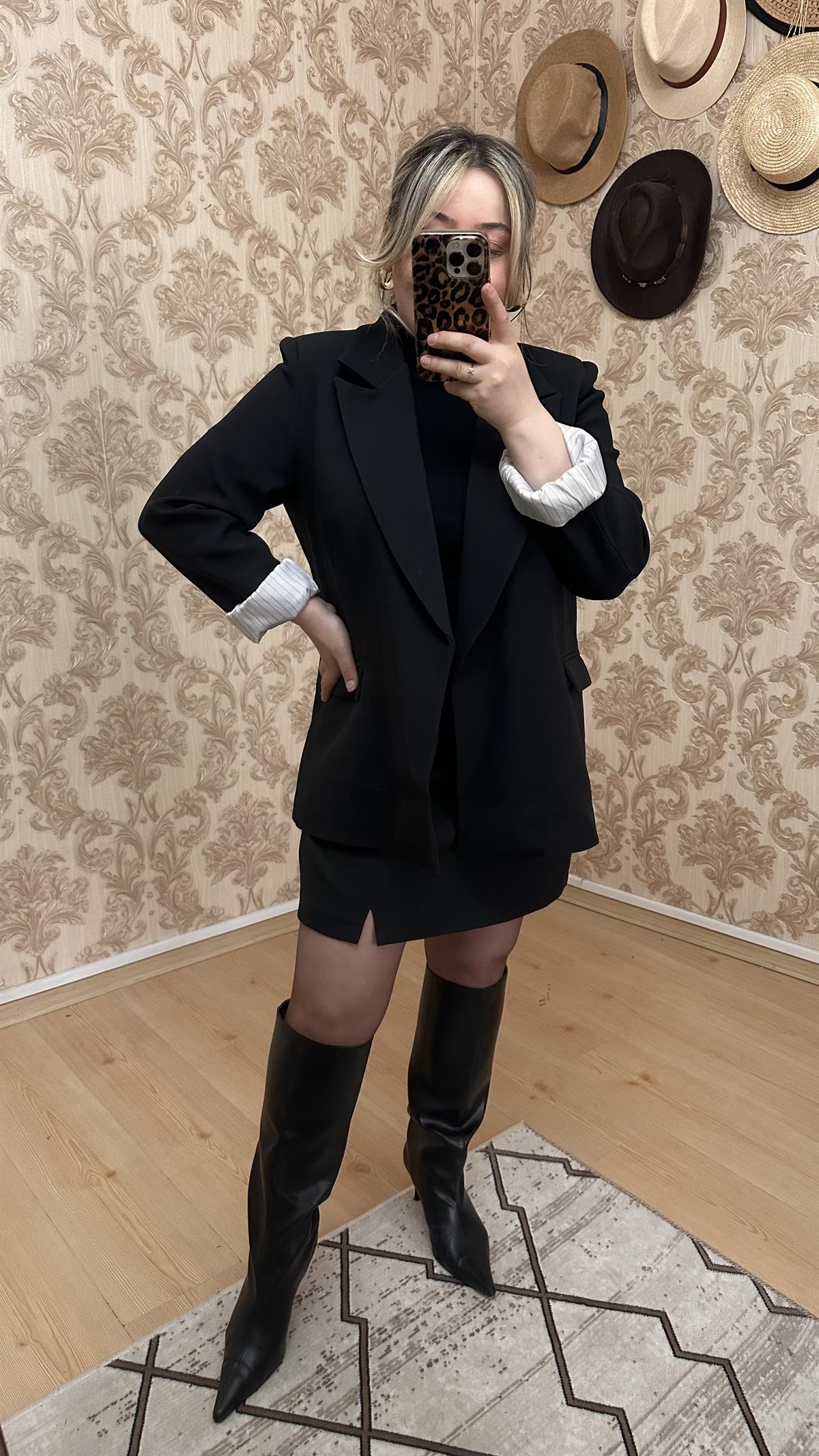 KOL KATLAMALI BLAZER CEKET SİYAH