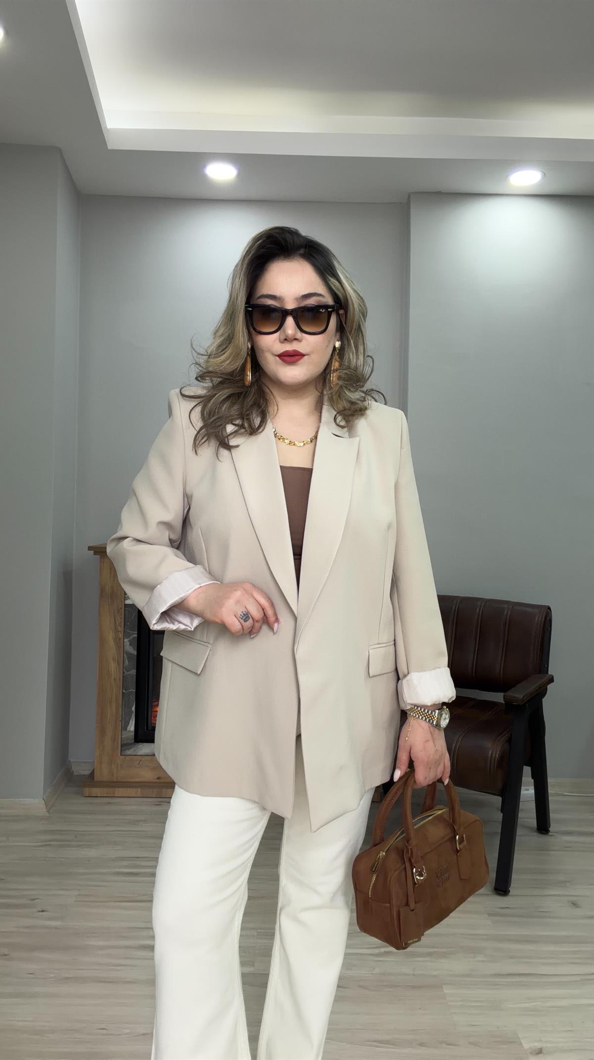 KOL KATMALI ÇİZGİLİ ASTARLI BLAZER CEKET TAŞ