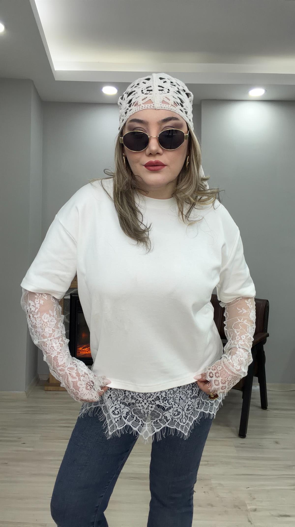 KOLLARI DANTELLİ BASIC TİŞÖRT EKRU 