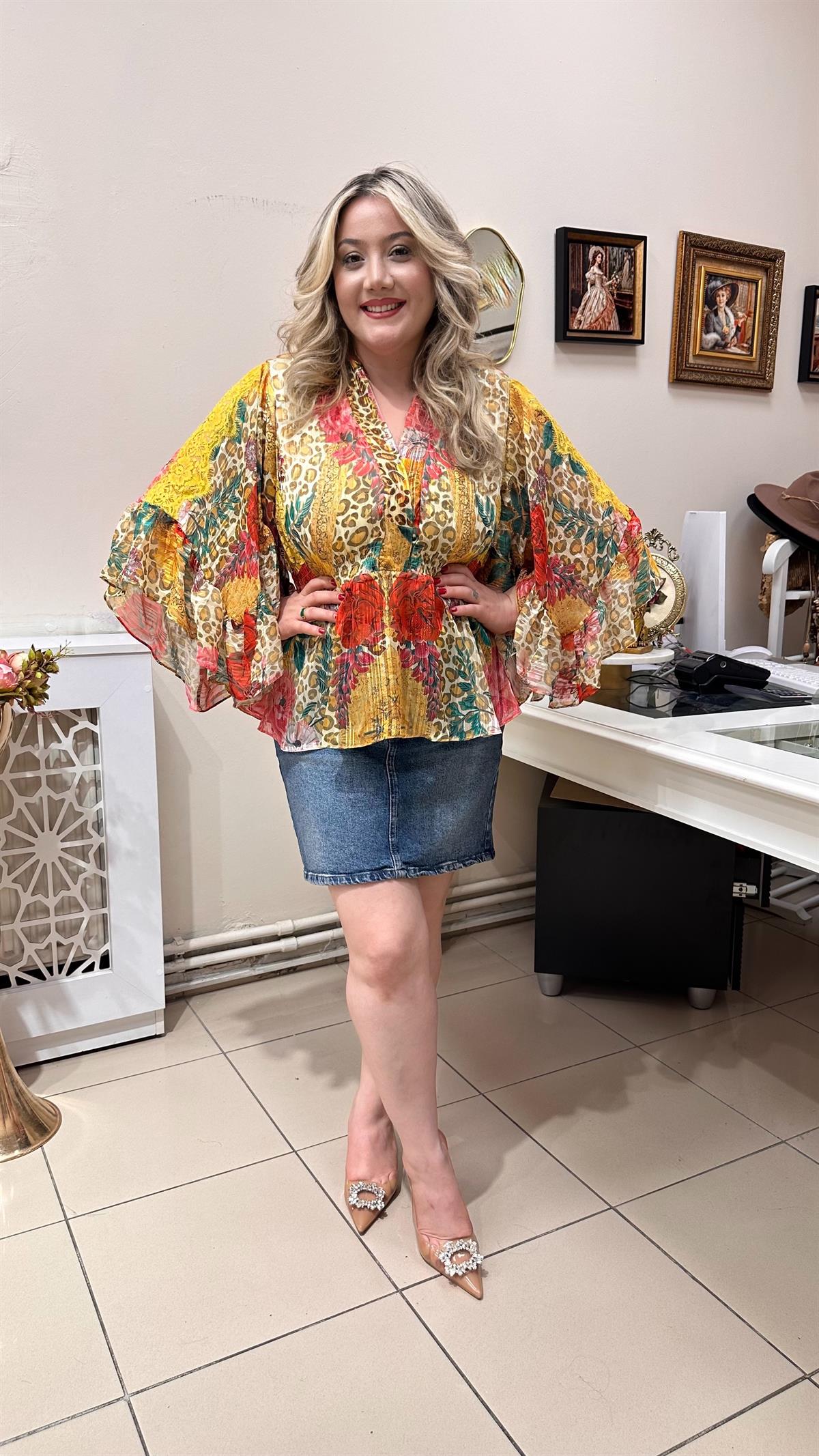 KOLLARI VOLANLI ŞİFON LEOPAR DESENLİ BLUZ SARI