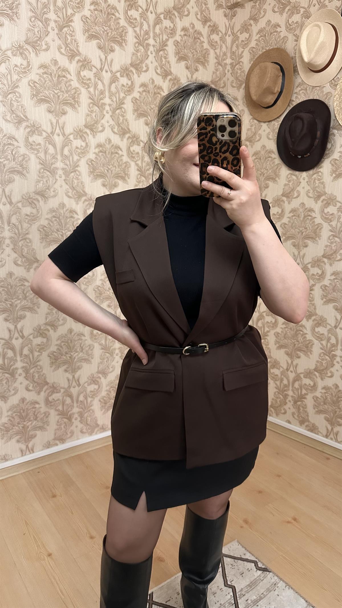 KOLSUZ KEMERLİ BLAZER CEKET YELEK KAHVE