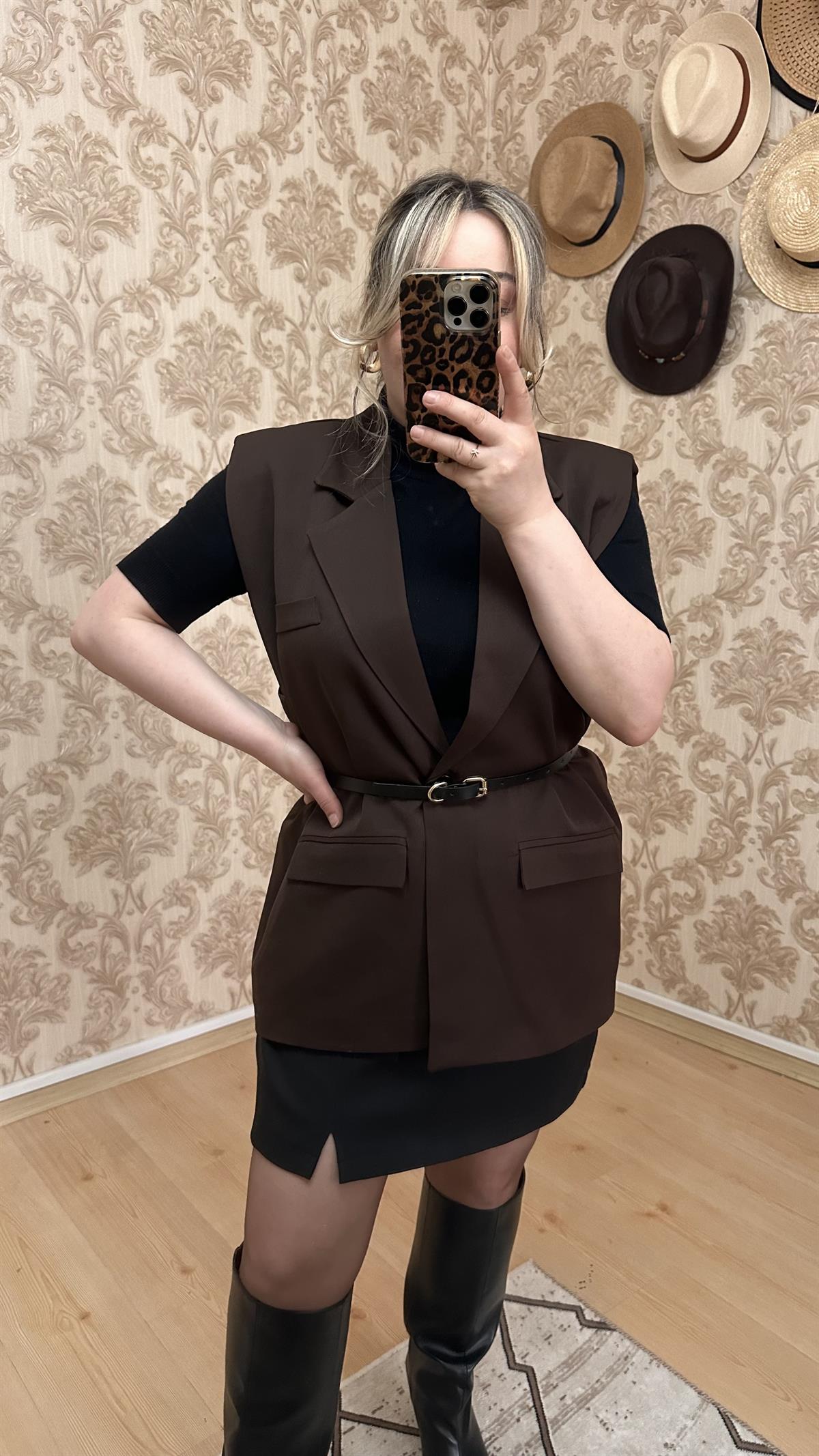 KOLSUZ KEMERLİ BLAZER CEKET YELEK KAHVE