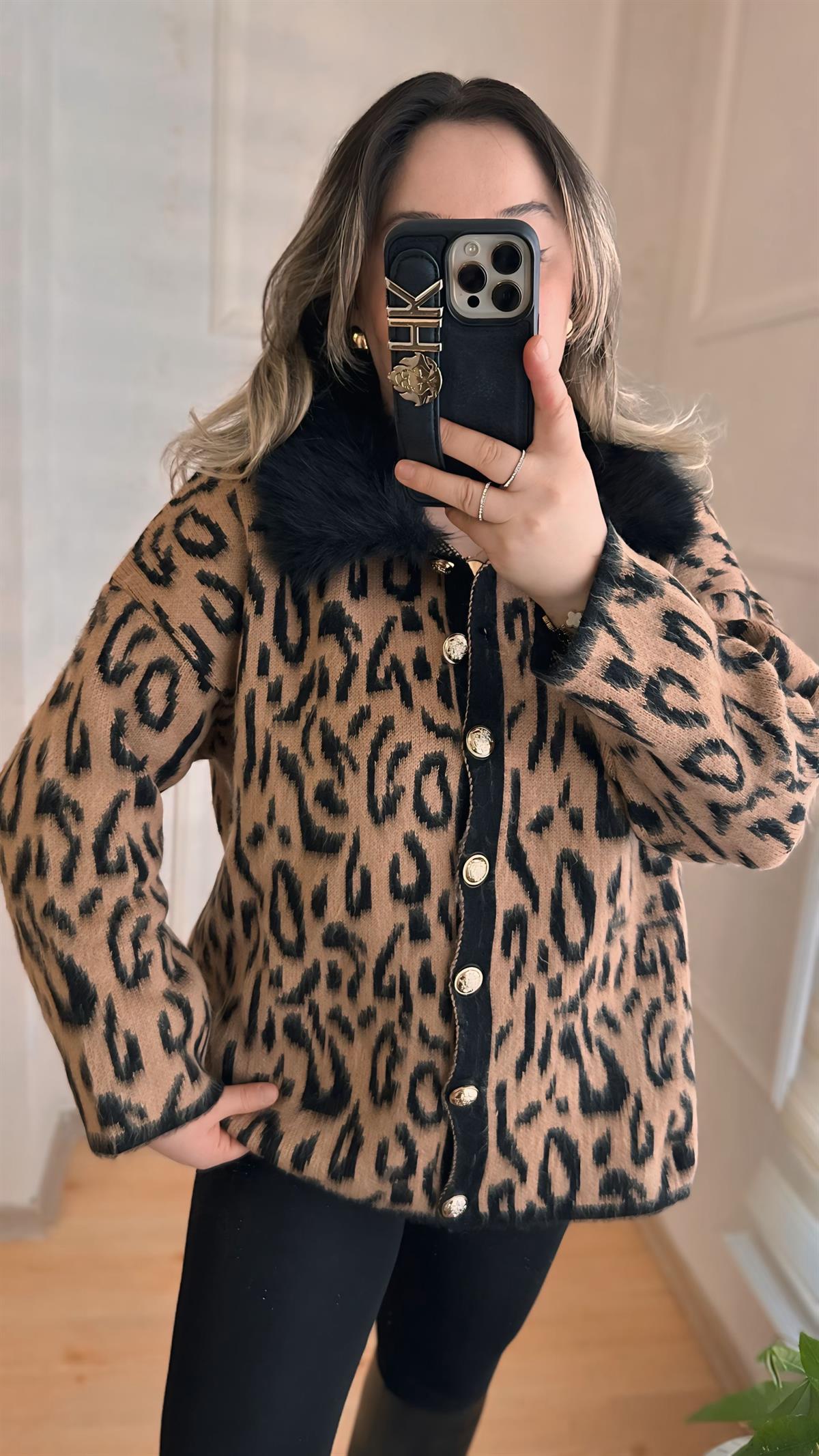 KÜRK YAKALI LEOPAR HIRKA SİYAH