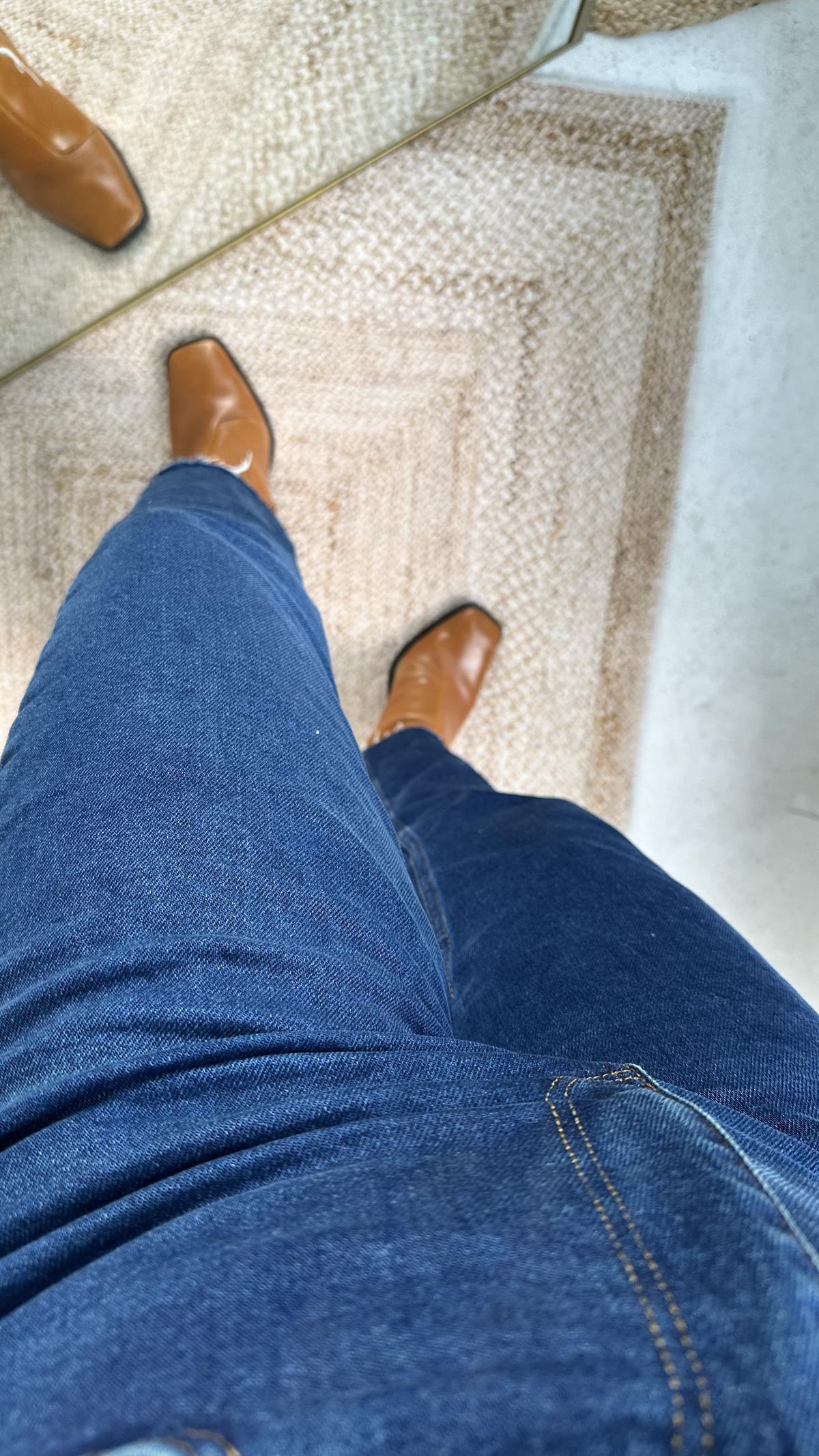 Lacivert Boy Fit Kesik Paça Jean
