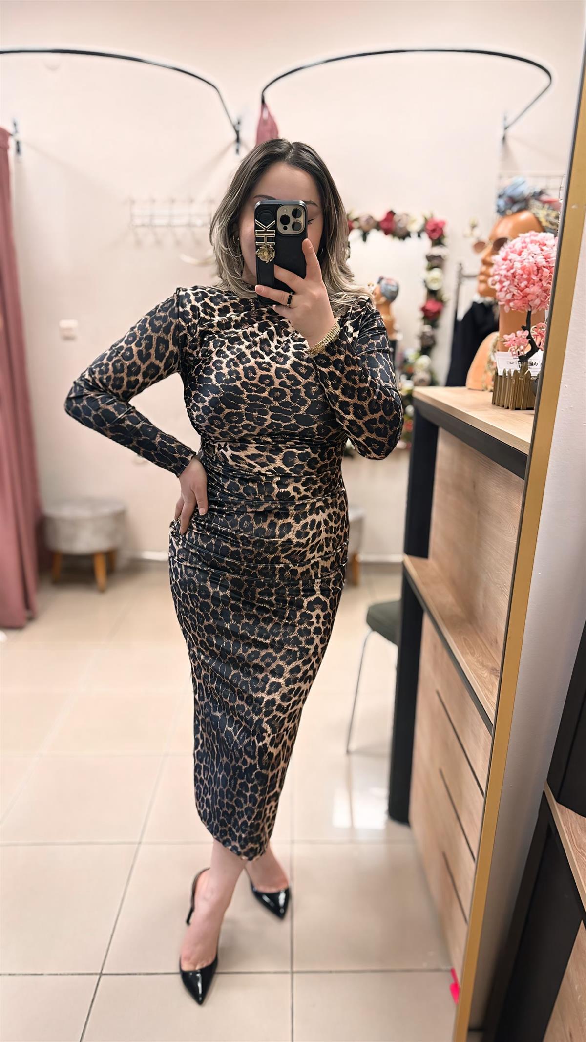 LEOPAR DESEN DRAPELİ KADİFE ELBİSE 