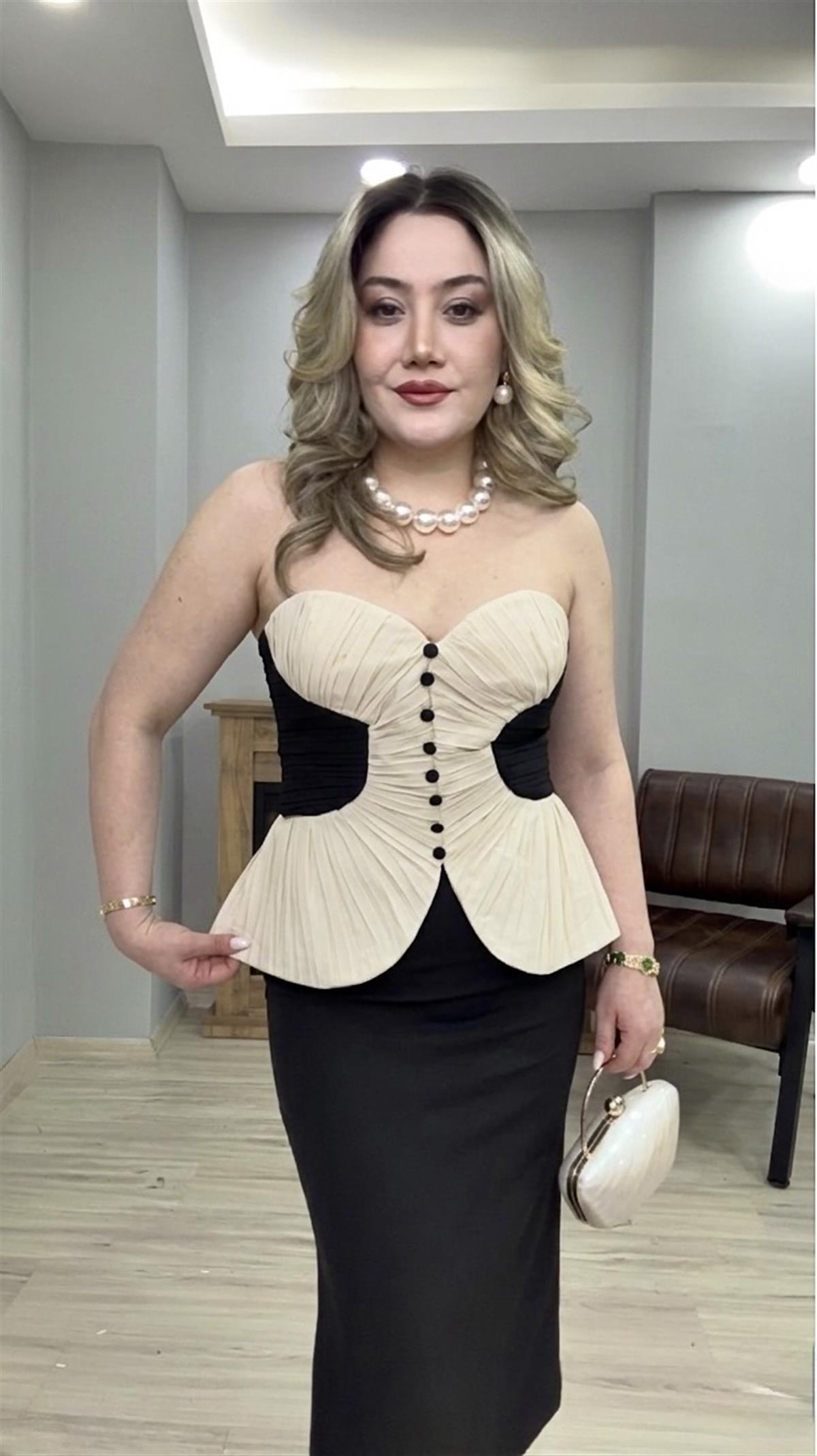 PİLİSELİ BÜSTİYER EKRU