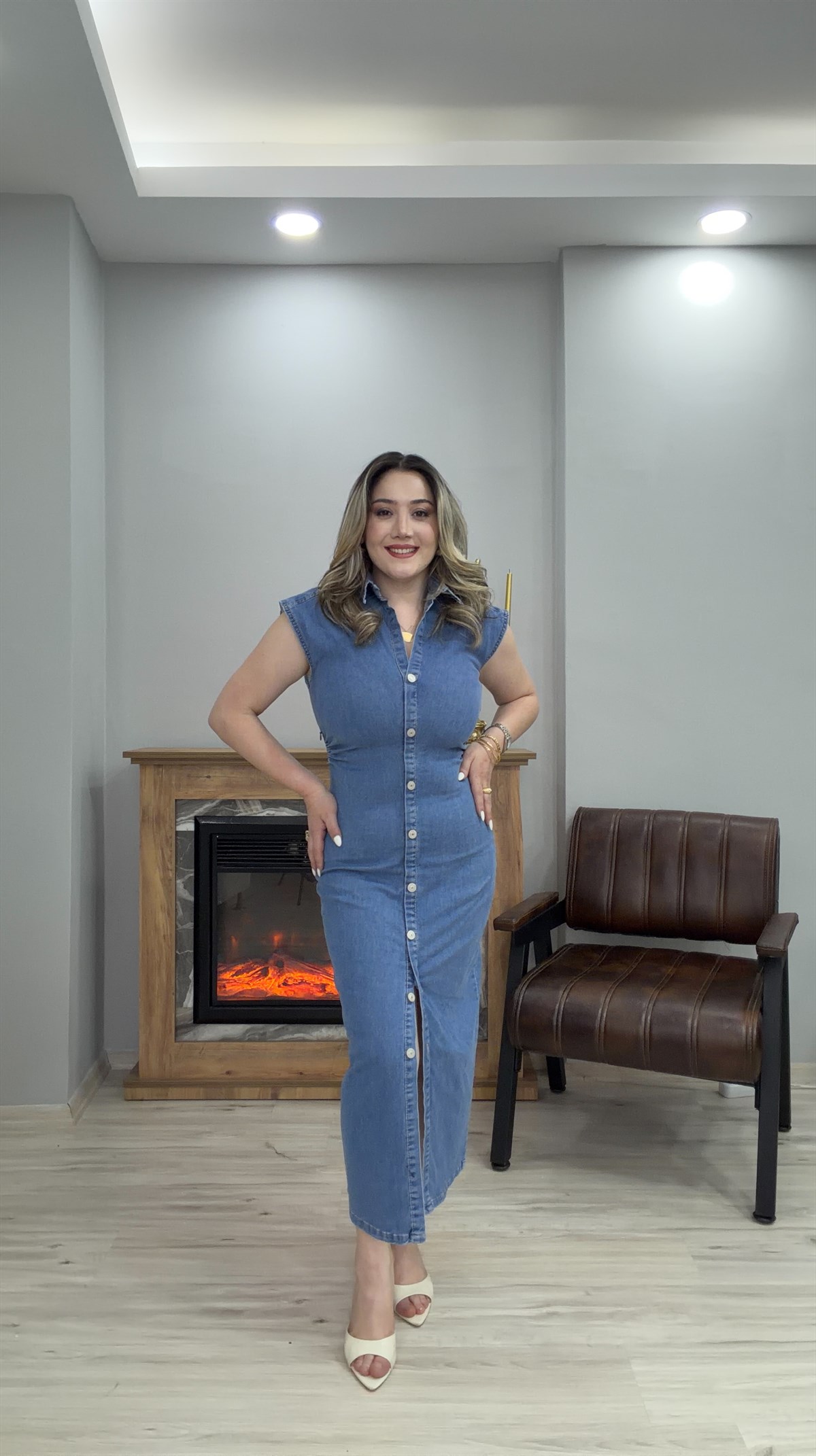SIFIR KOL DÜĞMELİ JEAN ELBİSE MAVİ 