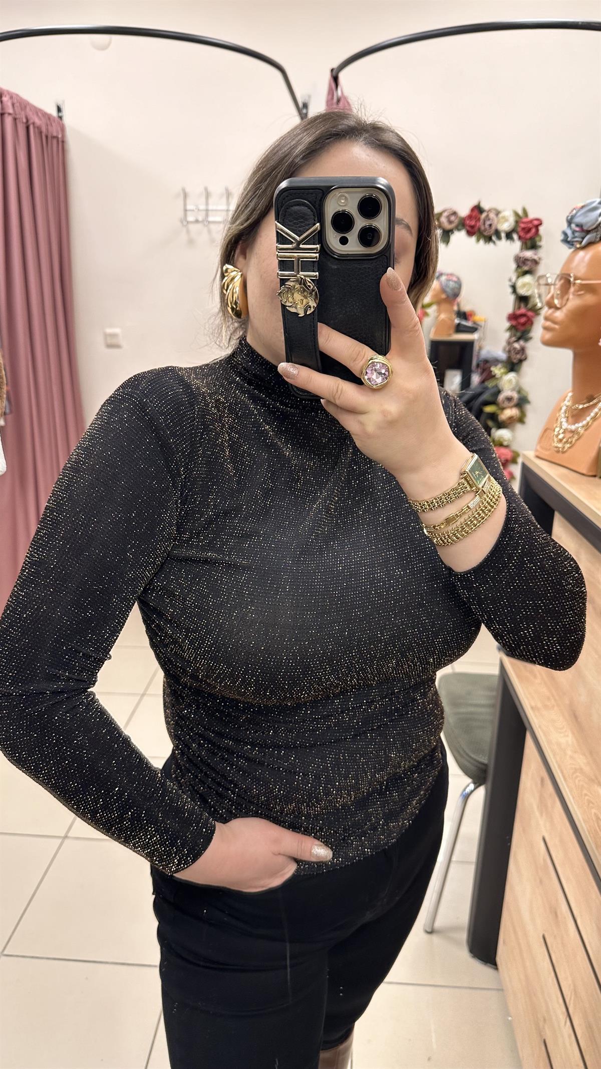 SİMLİ DRAPE DETAYLI BLUZ GOLD