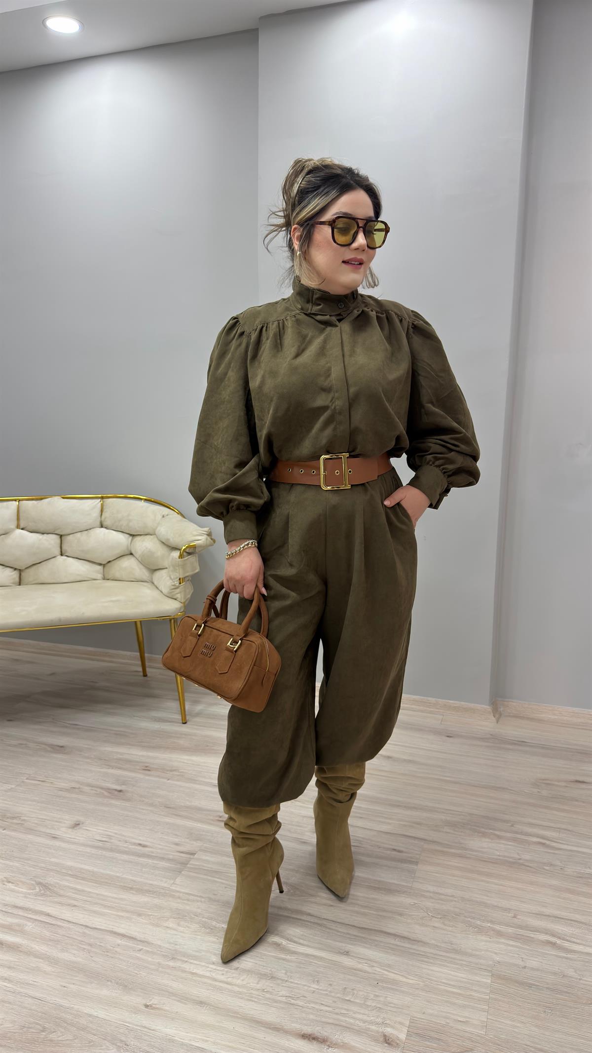 SÜET DİK YAKA BOHEM TAKIM HAKİ