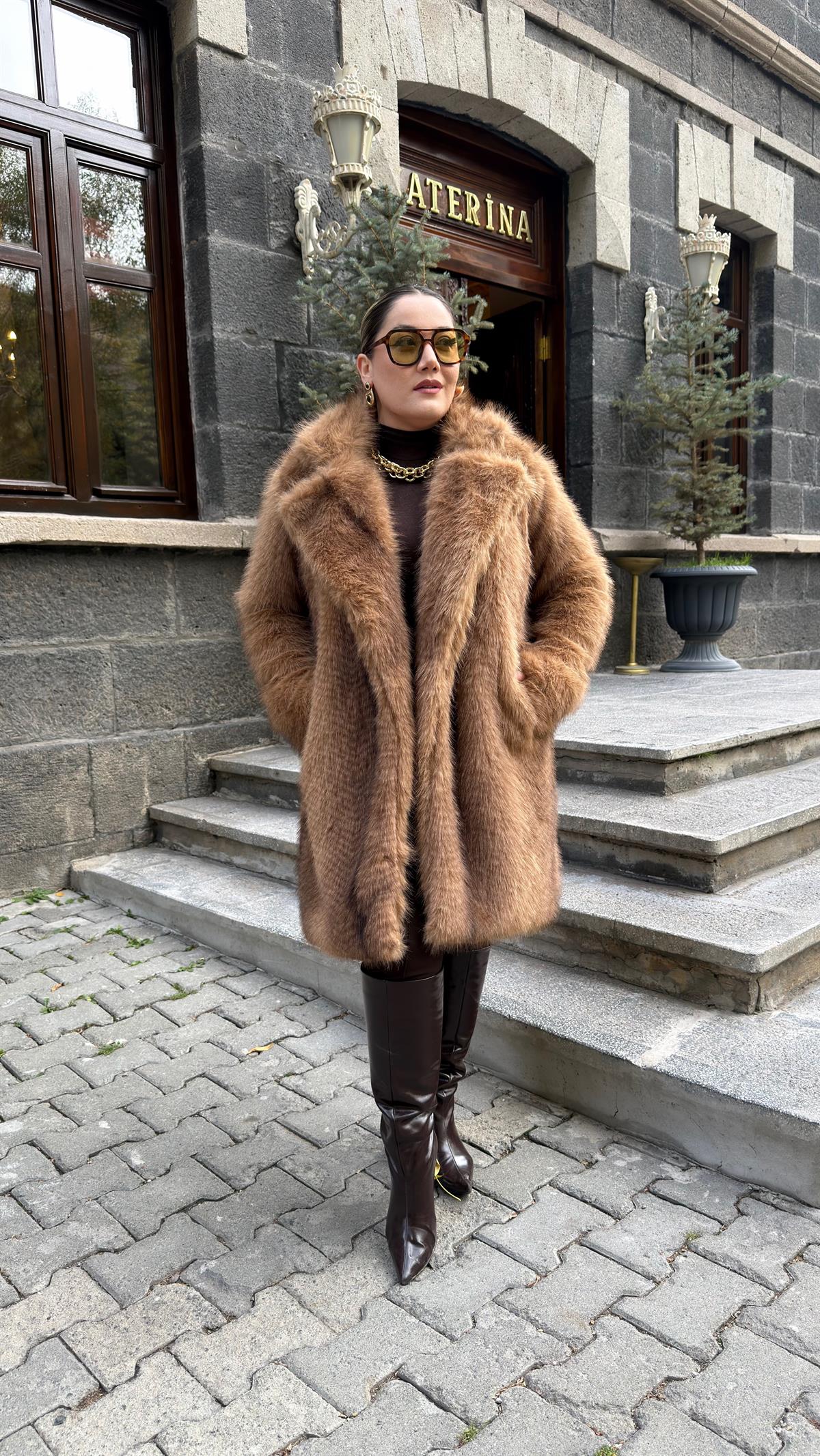 SUNİ KÜRK KABAN TİLKİ
