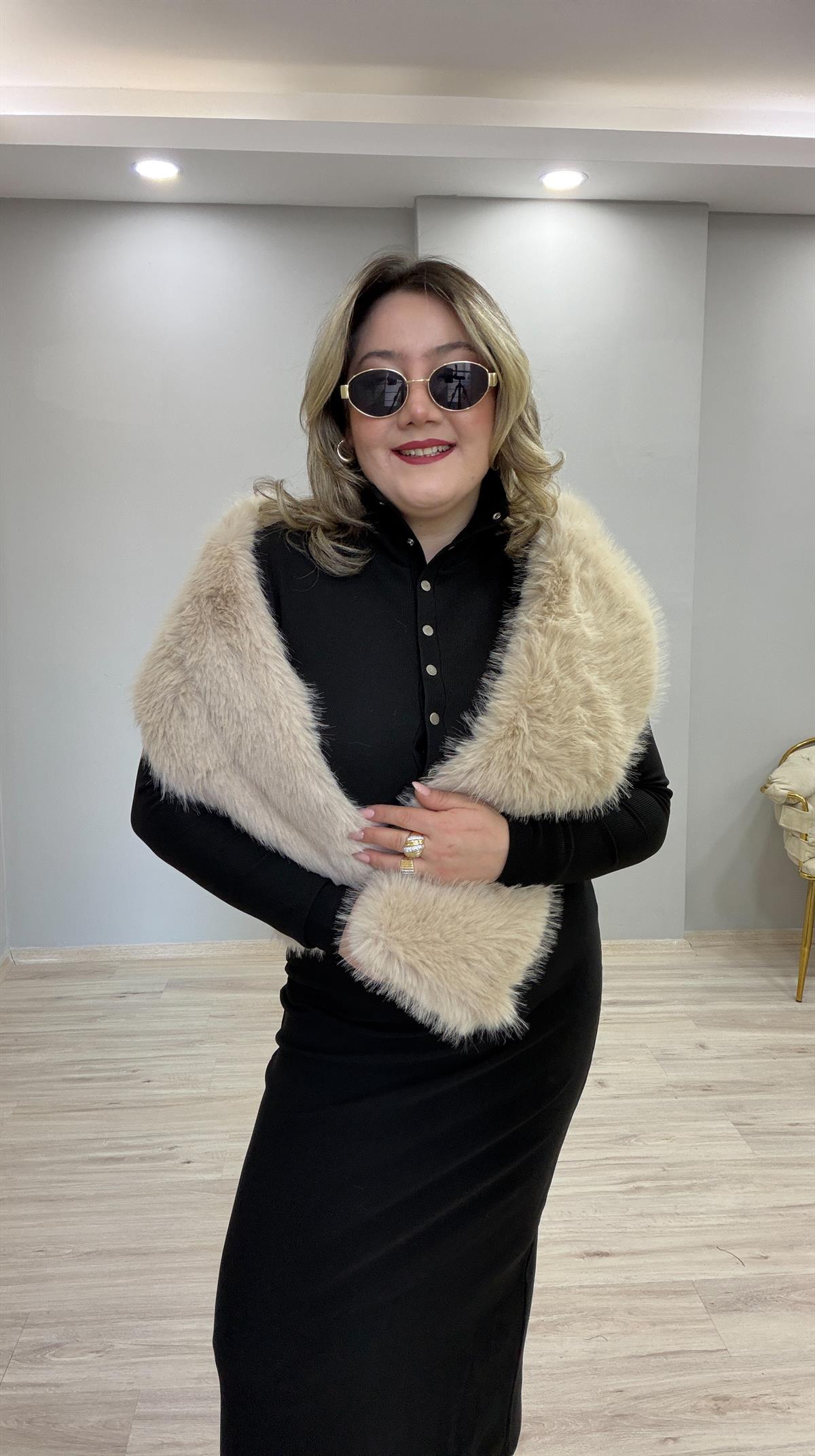 SUNİ KÜRK OTRİŞ ATKI TAŞ