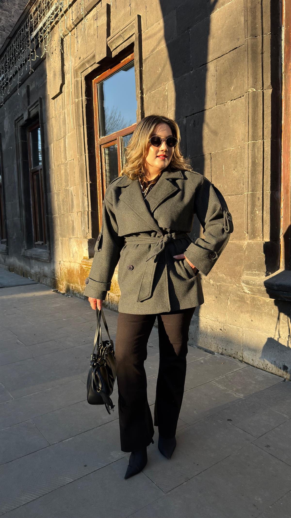 TRENÇ MODEL KISA KAŞE KABAN ANTRASİT