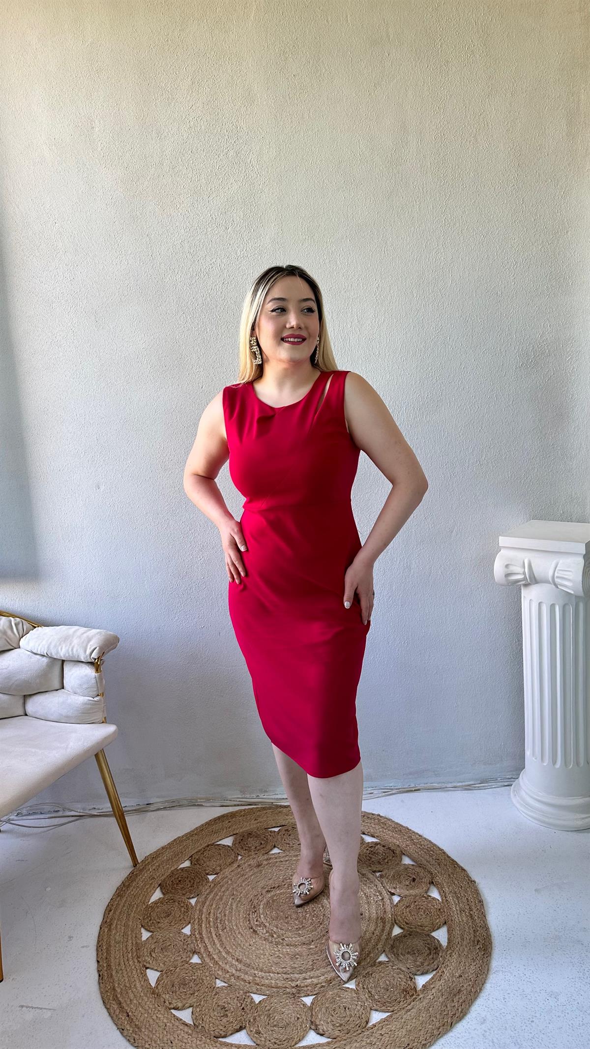 Yaka Pencere Detaylı Midi Elbise Fuşya