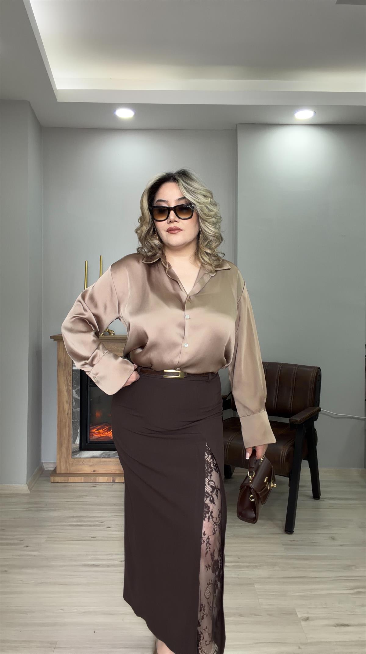 YIRTMAÇLI DANTEL DETAYLI ETEK KAHVE