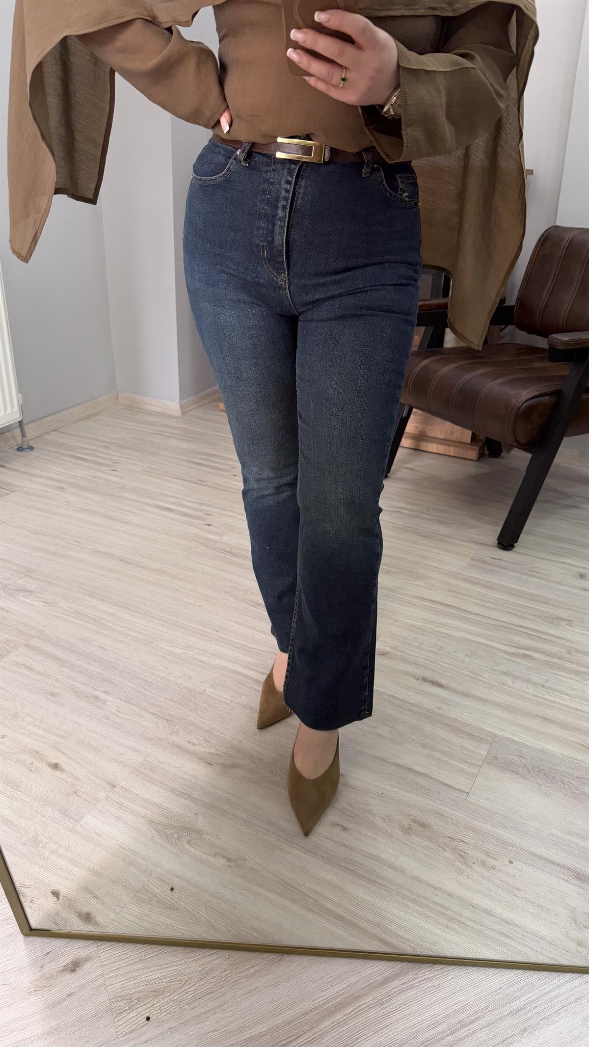 YÜKSEL BEL LİKRALI FLARE PASLI JEAN