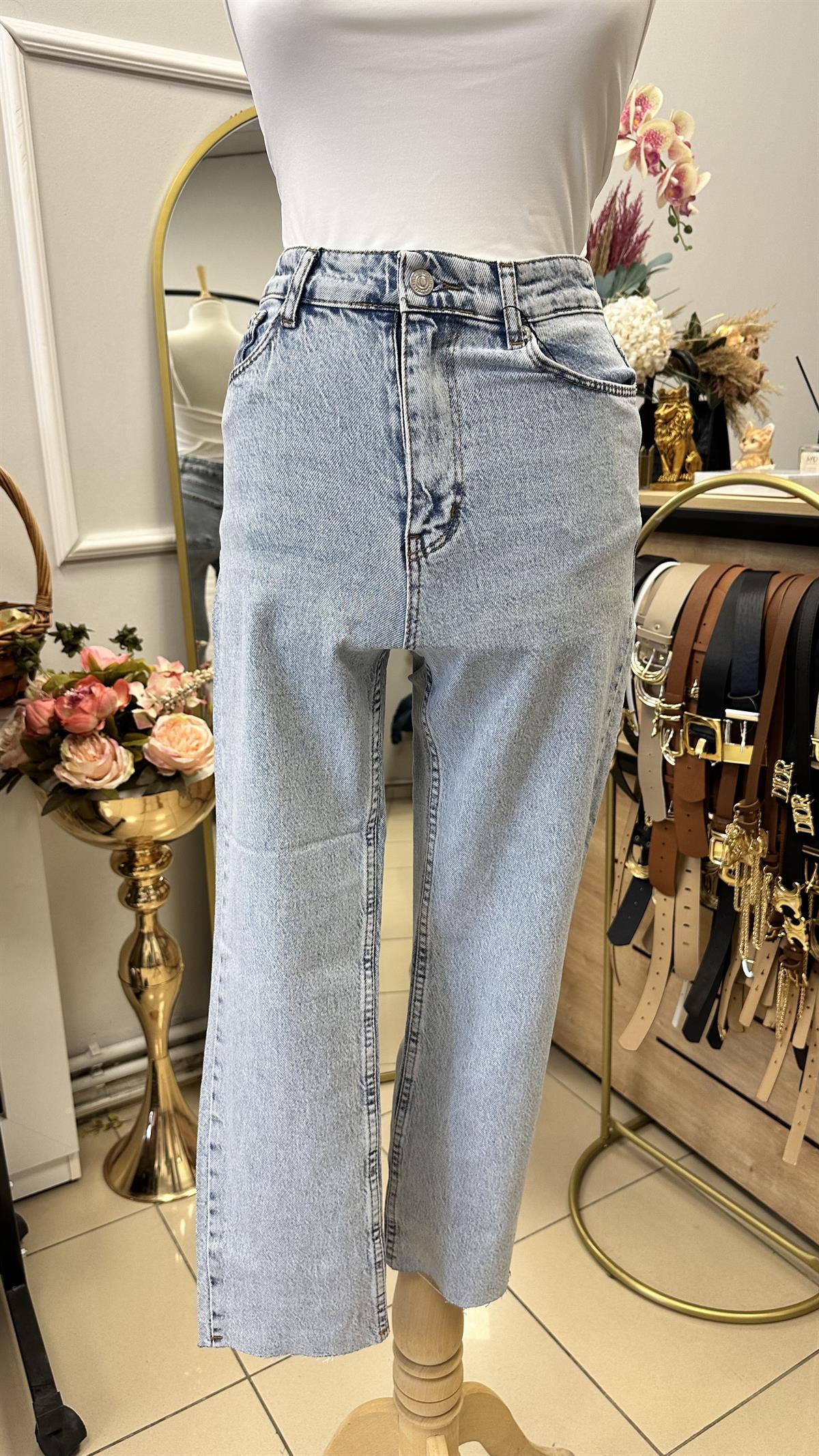 ZR BUZ MAVİ BOYFİT JEAN