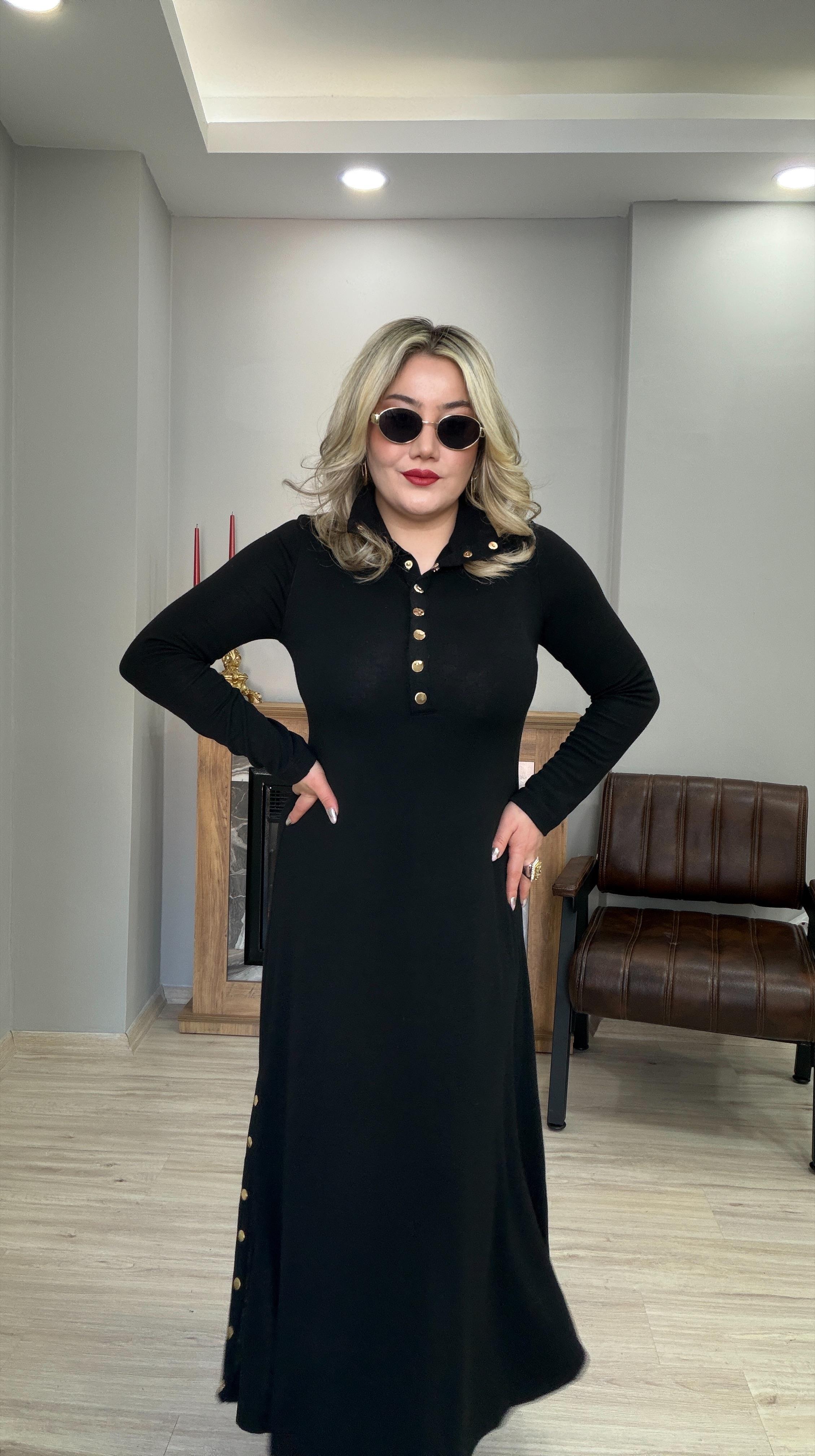 ÇITÇIT DETAYLI DİK YAKA TRİKO ELBİSE SİYAH