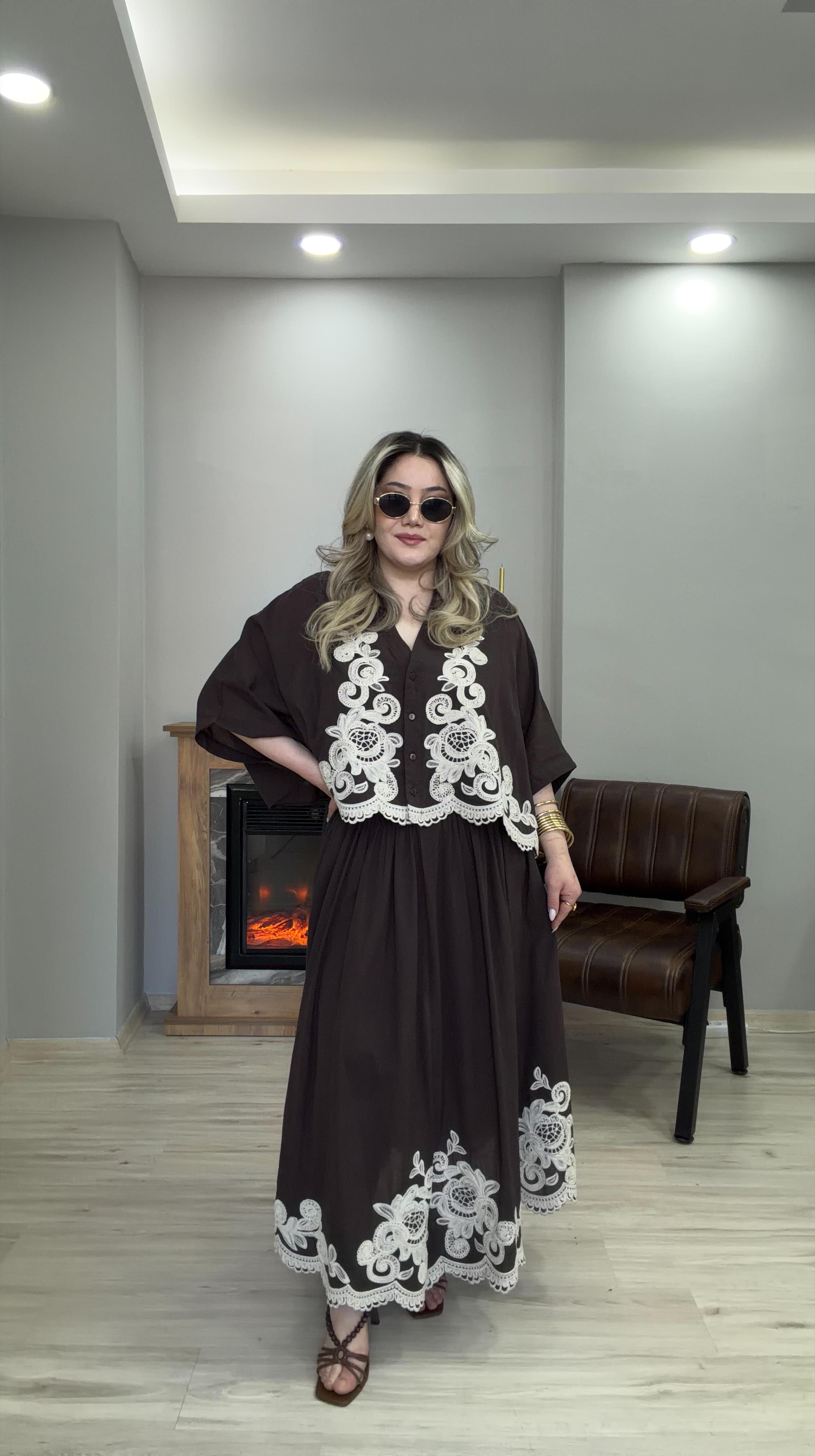 FİSTO İŞLEMELİ TAKIM KAHVE                                       
